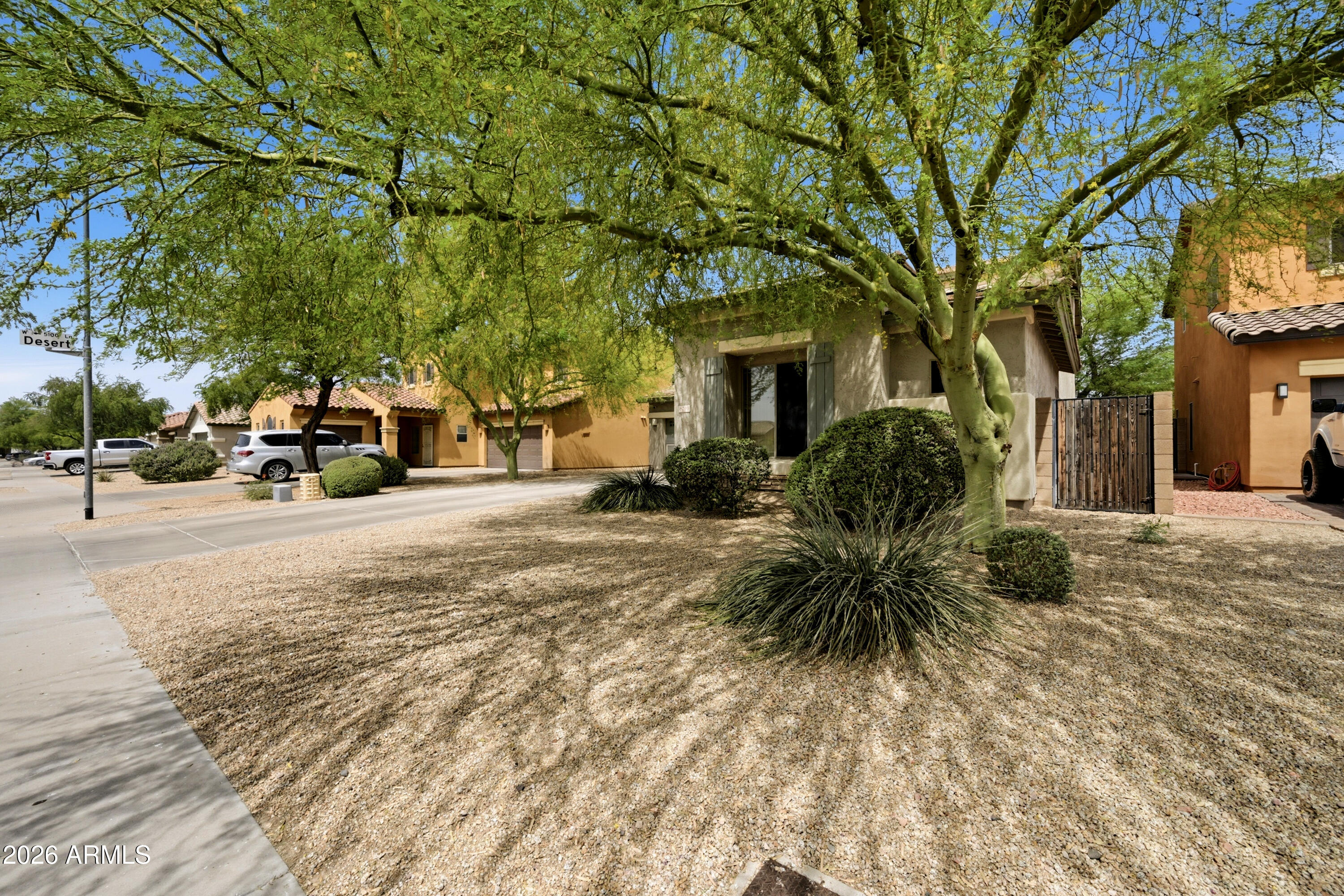 8201 S 51ST Drive