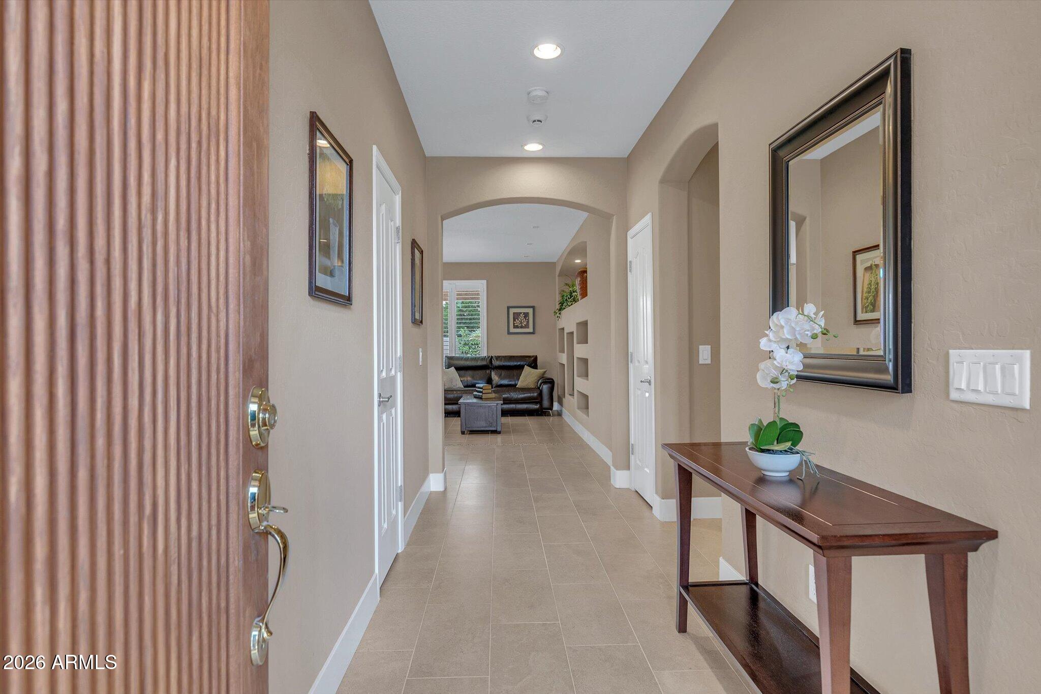 142 W Raven Drive