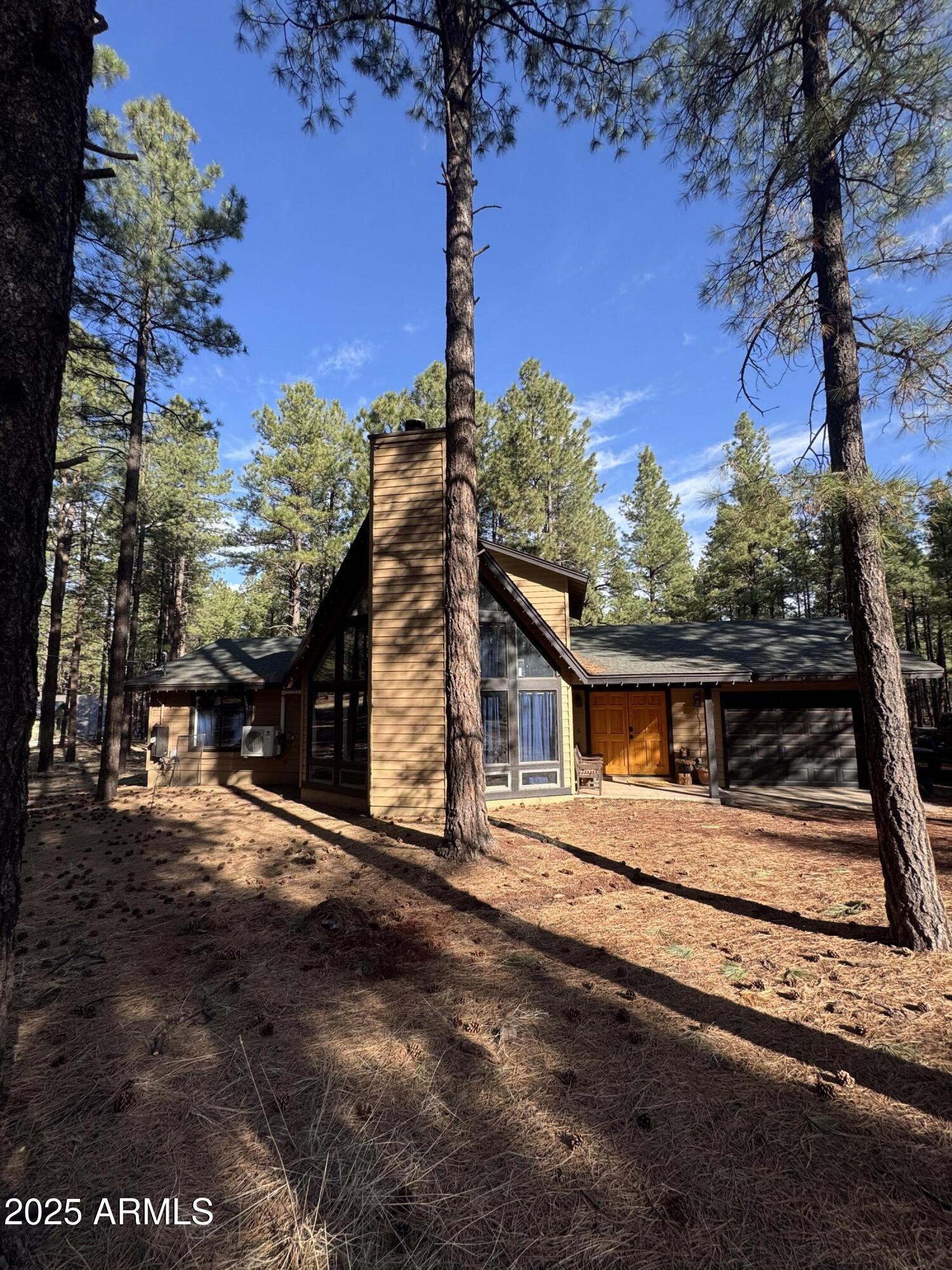 7589 E LONG BOW Drive