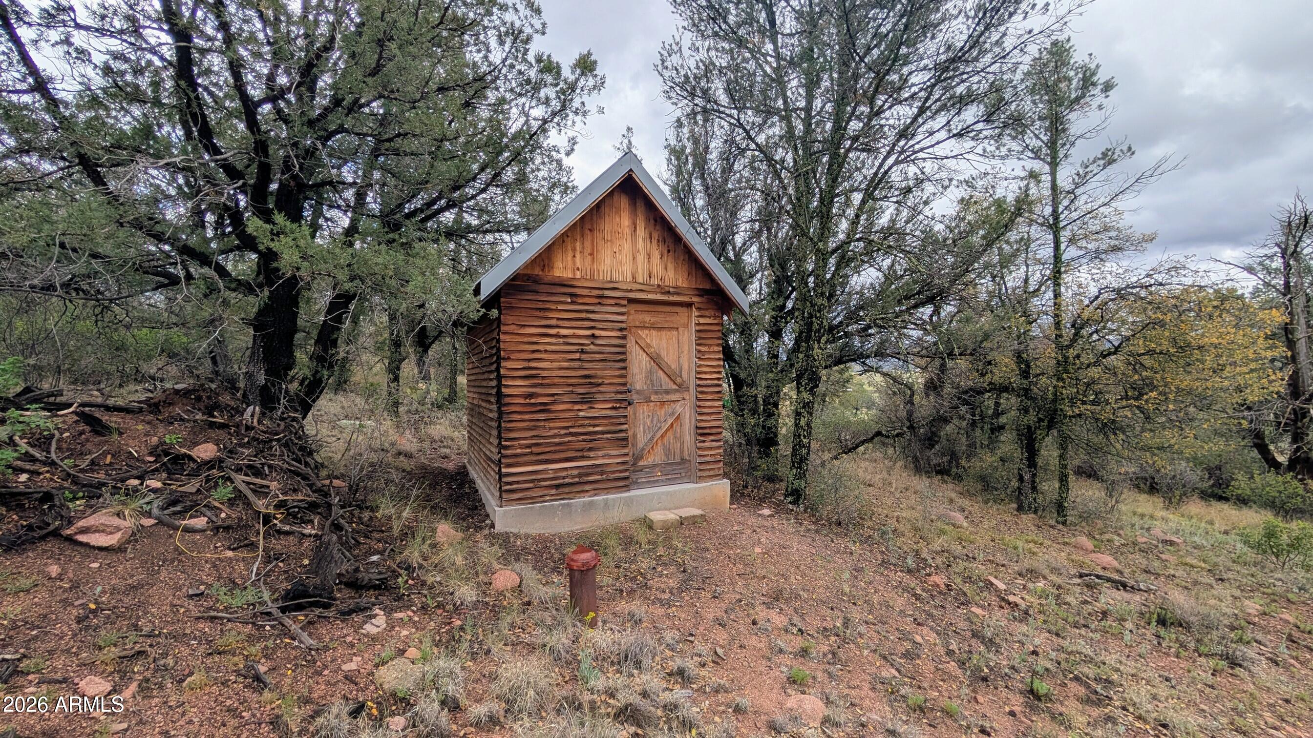 453 N Seeley Drive -