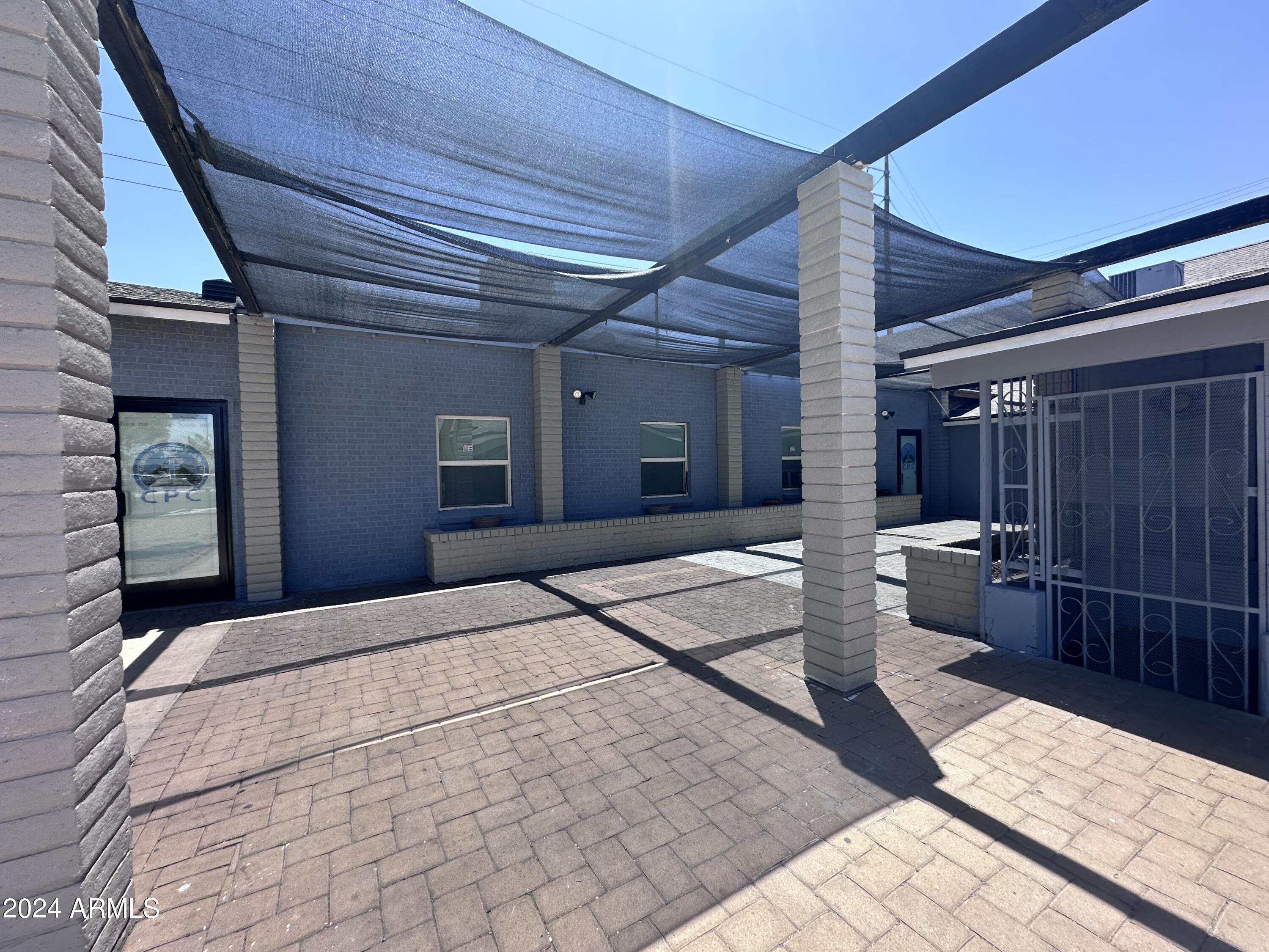 2701 W MELVIN Street