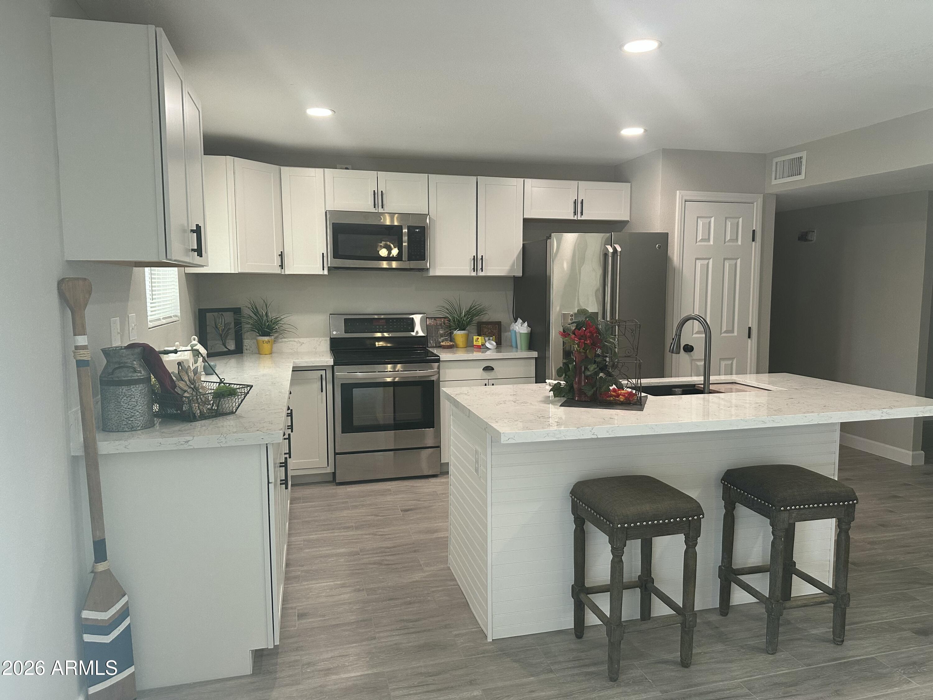 4435 W Desert Cove Avenue