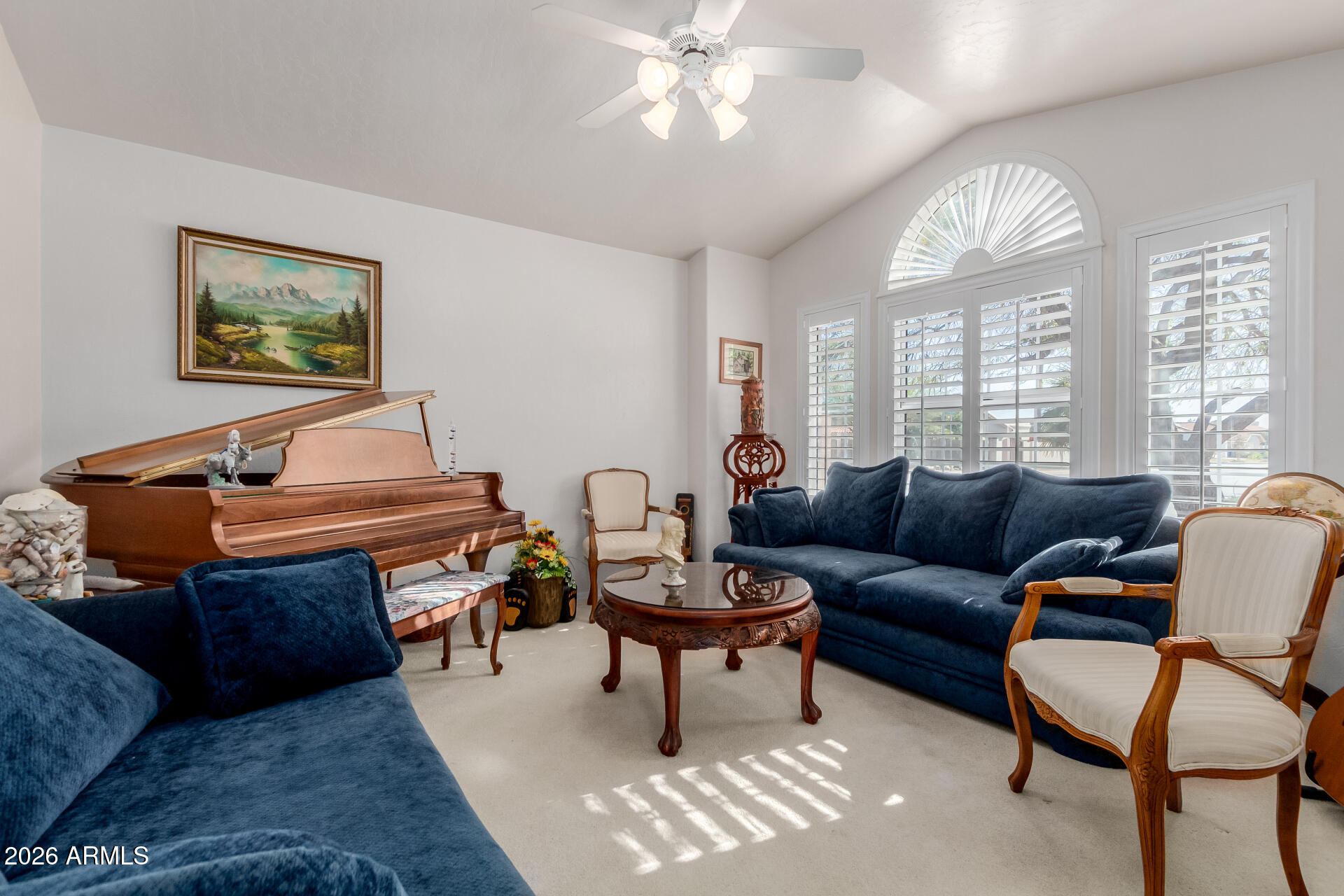 2566 E LYNWOOD Street