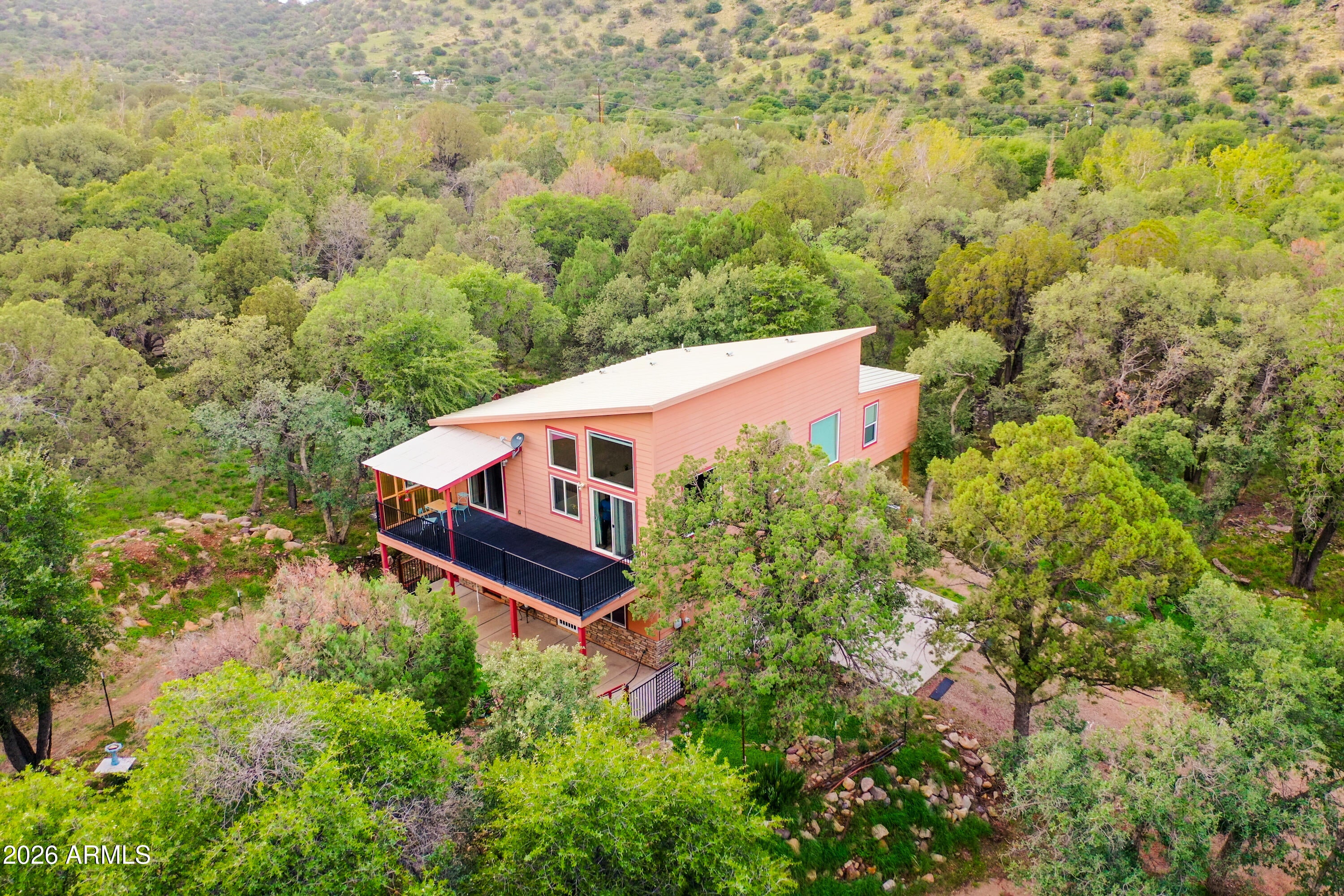 221 E Oso Trail