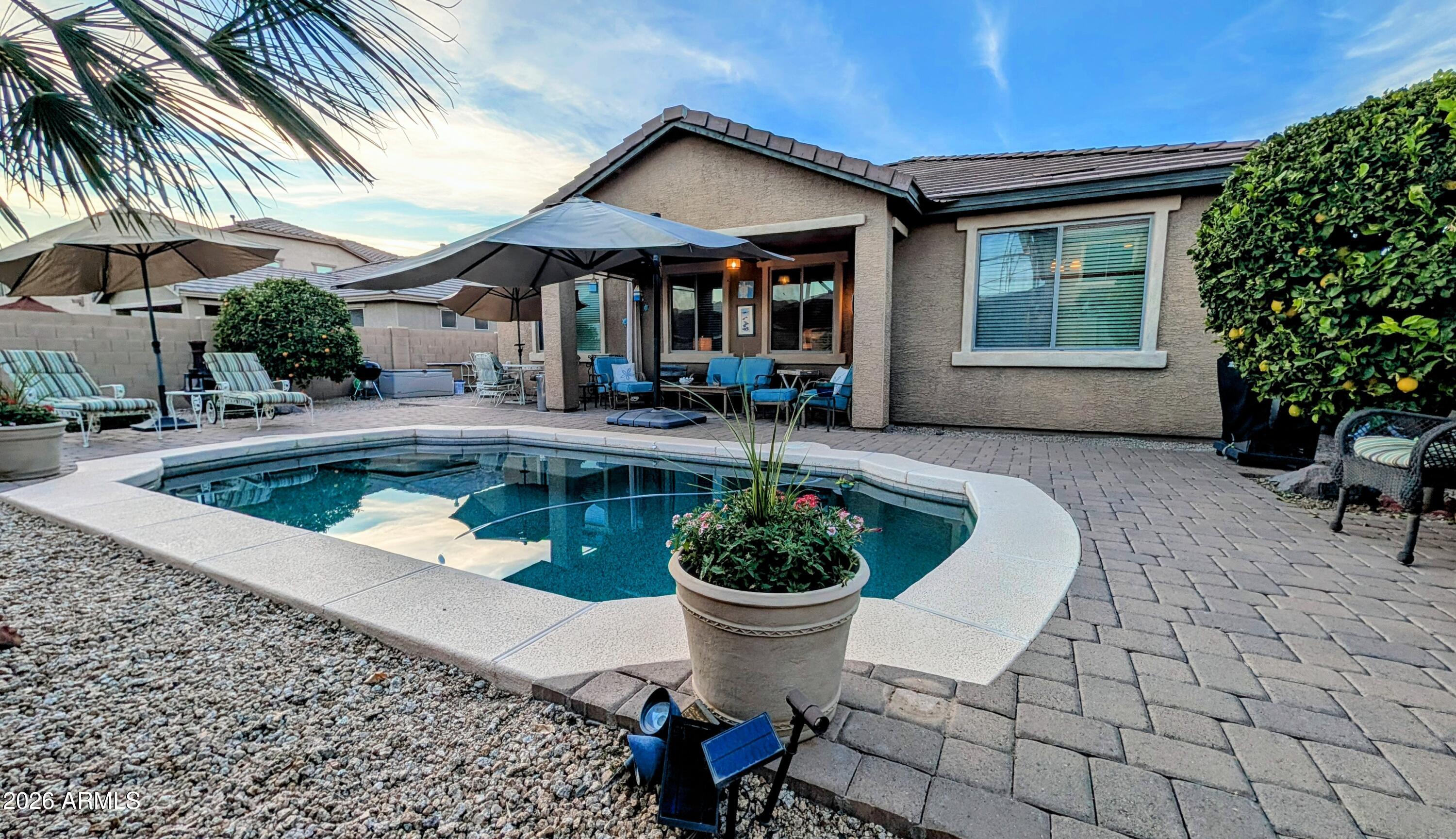 11325 E SANDOVAL Avenue E