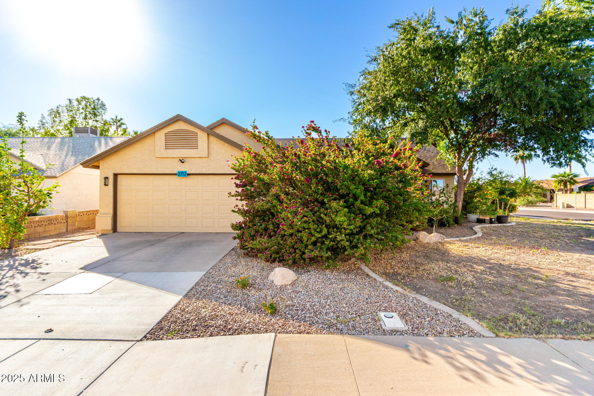 2712 N EVERGREEN Street