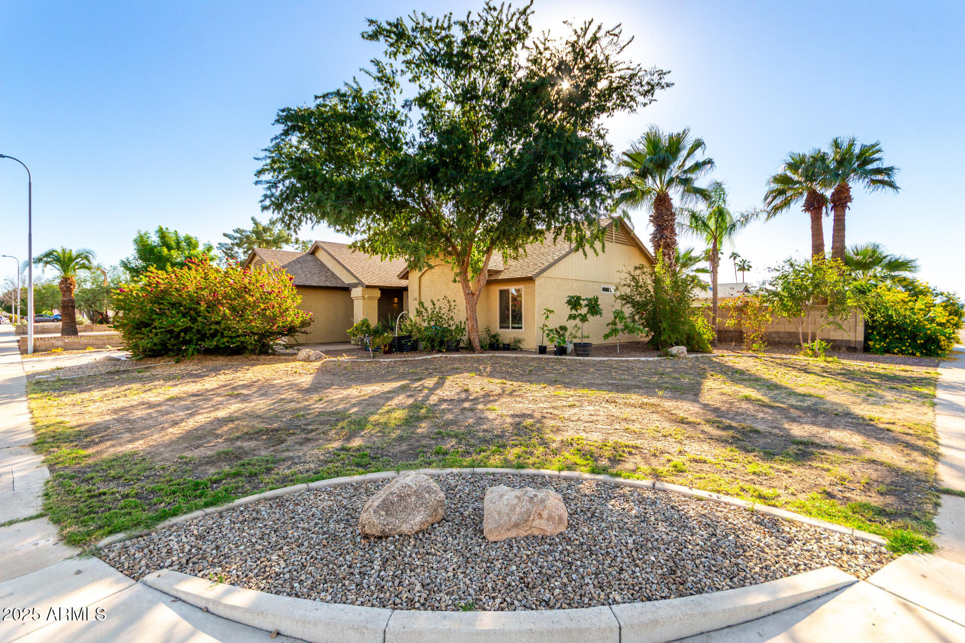 2712 N EVERGREEN Street