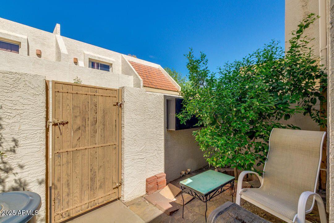 1342 W EMERALD Avenue 329