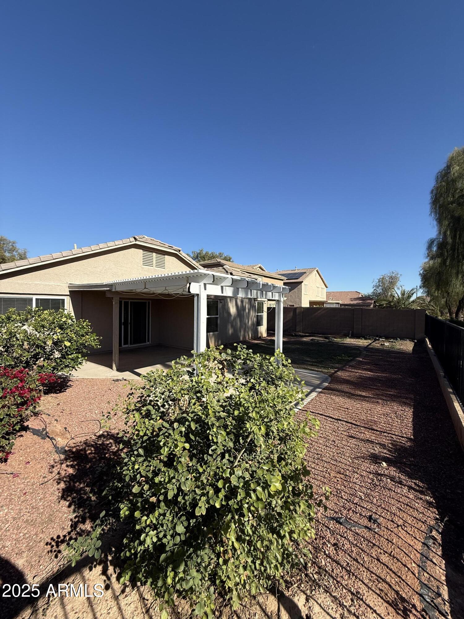 15137 W WASHINGTON Street