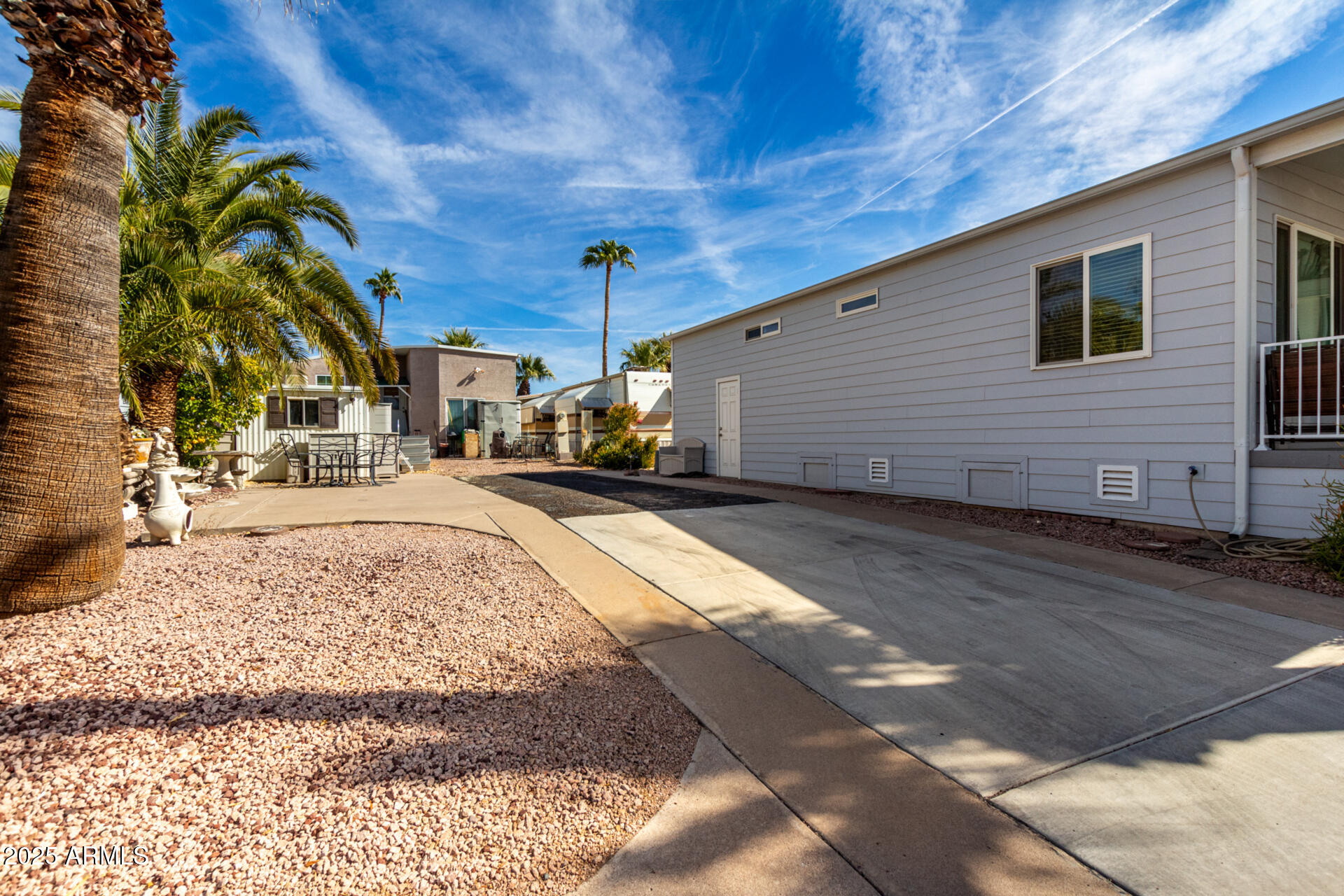 720 DOUGLAS Road 1422