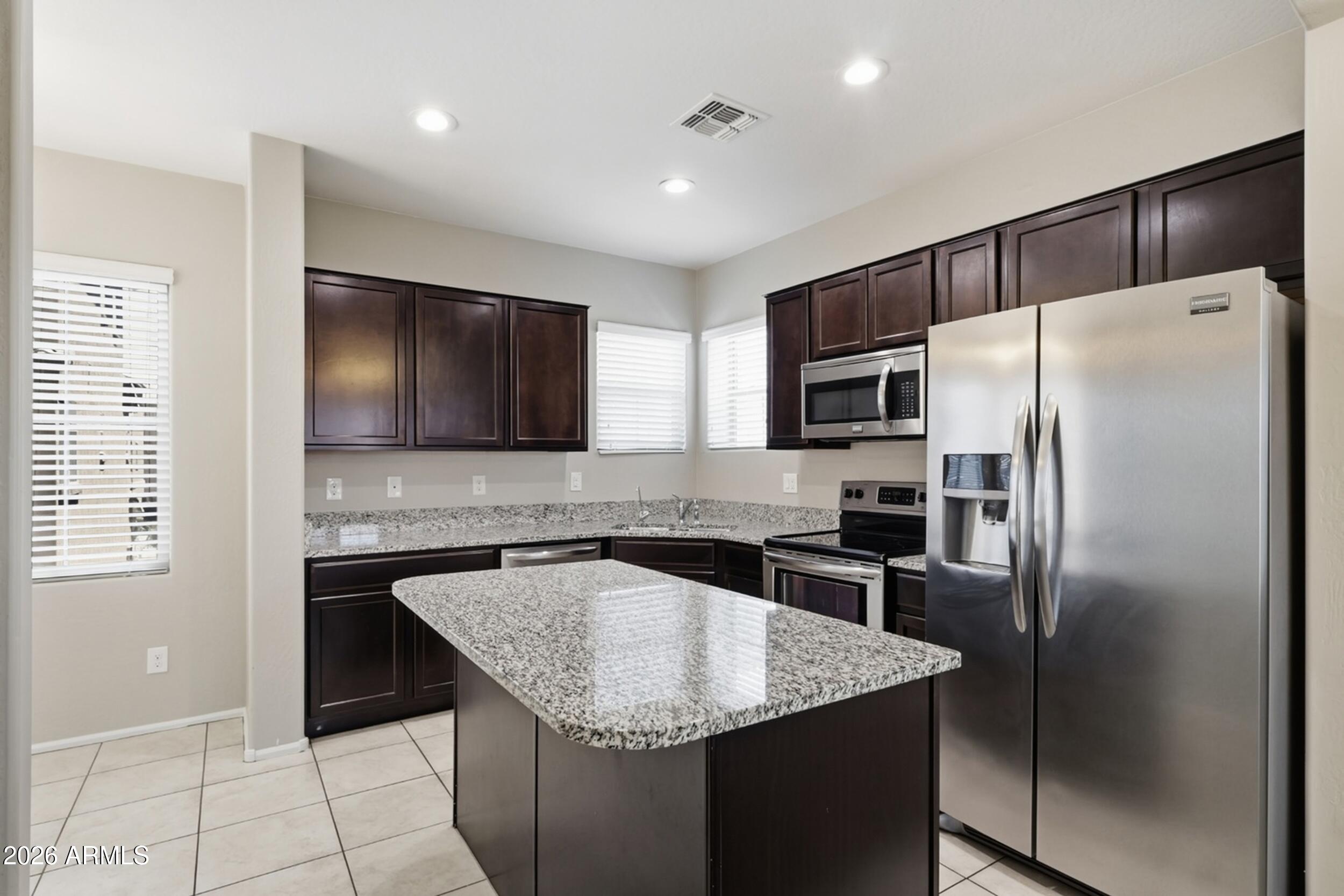 1947 N 77TH Glen