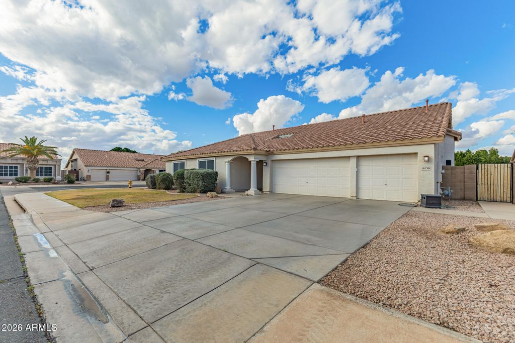 Photo of 8038 W Acapulco Lane, Peoria, AZ 85381 (MLS # 6986741)