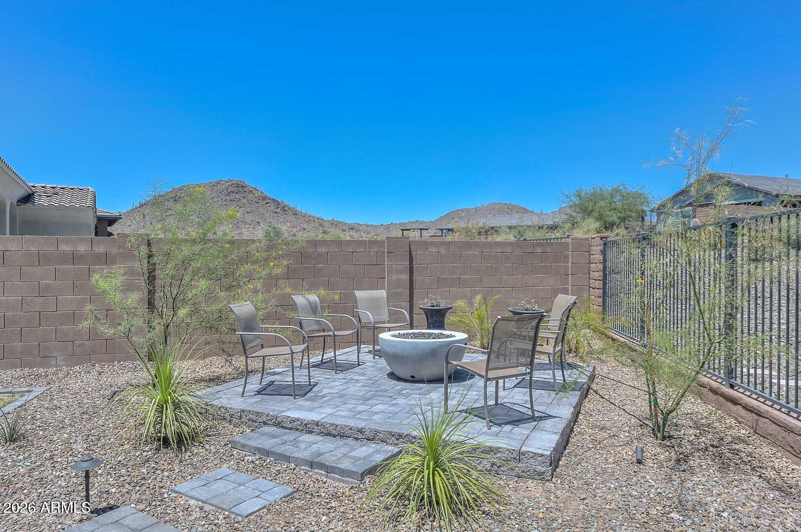 13282 W GOLDEN PUMA Trail