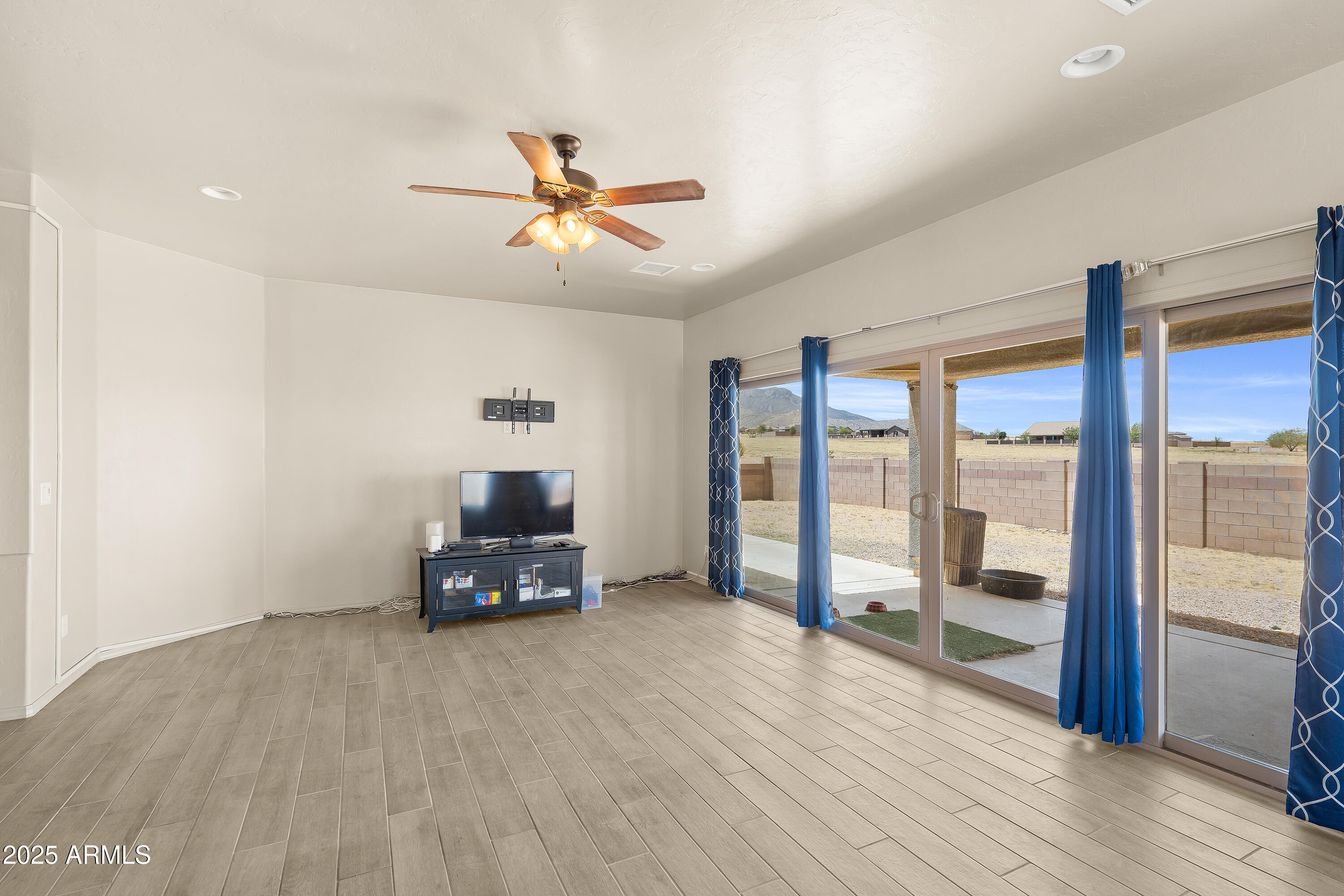 KINGS RANCH AT CORONADO - Residential