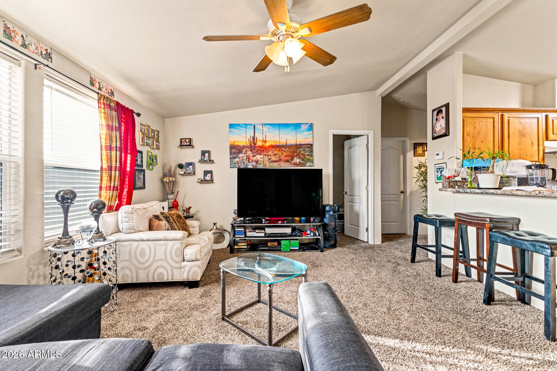 1425 N EVERGREEN Street