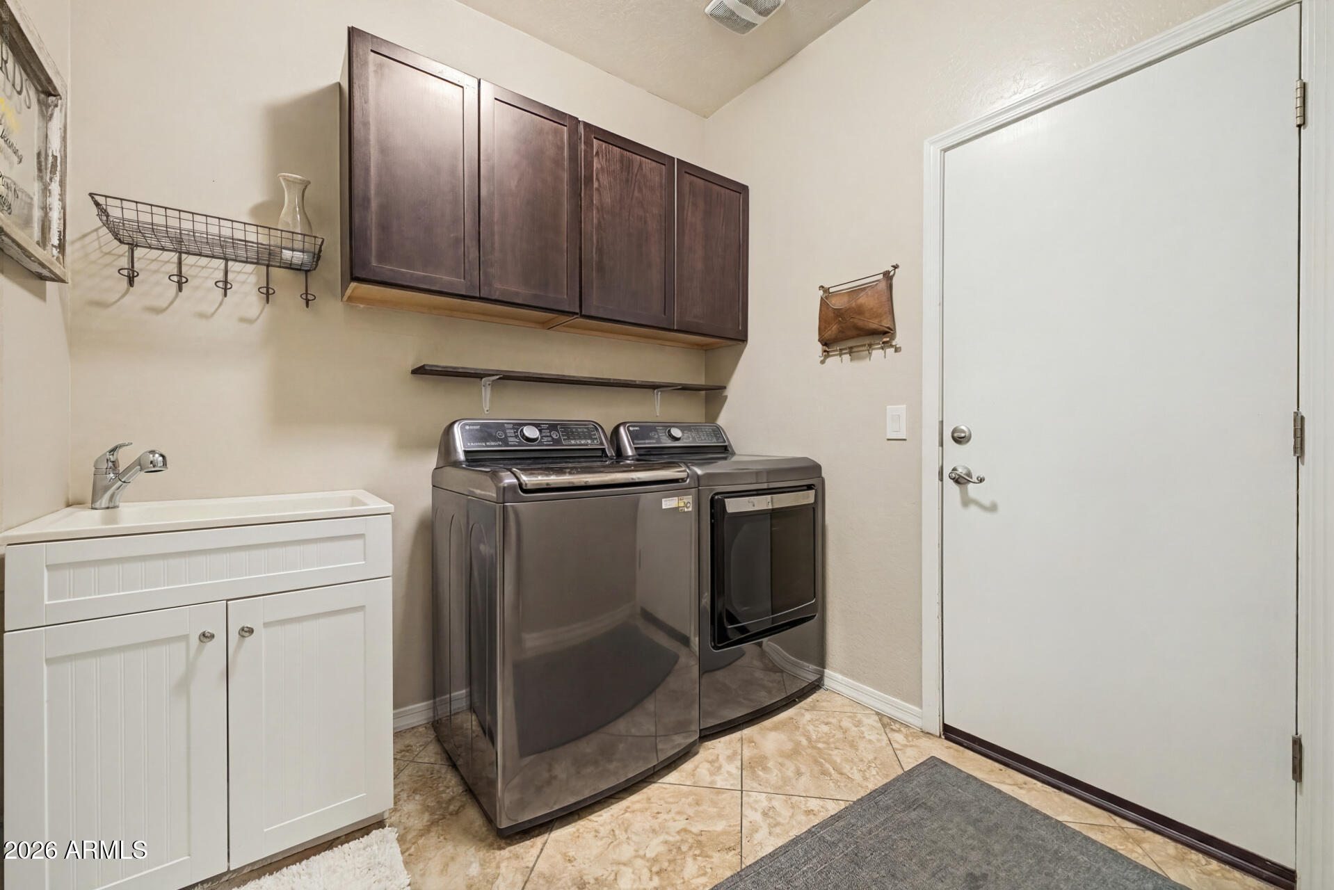 RIO SIERRA AMD - Residential