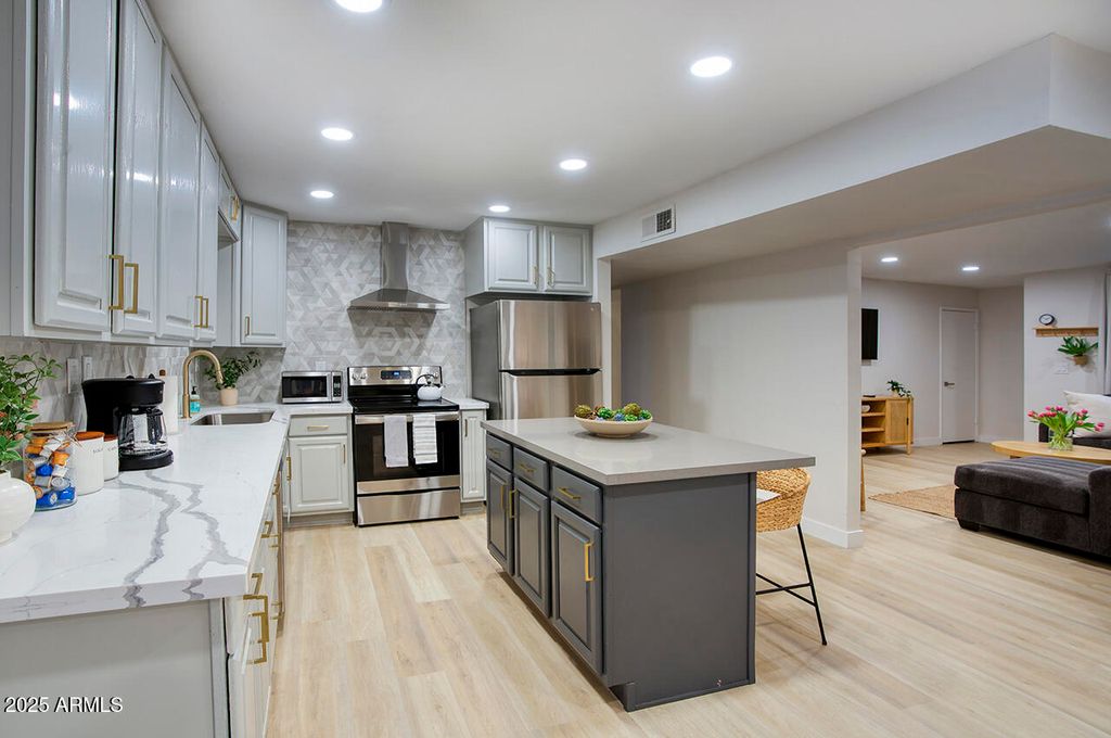 Photo of 843 N Jay Street, Chandler, AZ 85225 (MLS # 6917298)