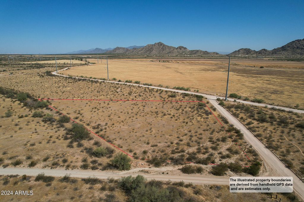 Photo of 0 N Bottlebrush Road #-, Maricopa, AZ 85138 (MLS # 6931994)