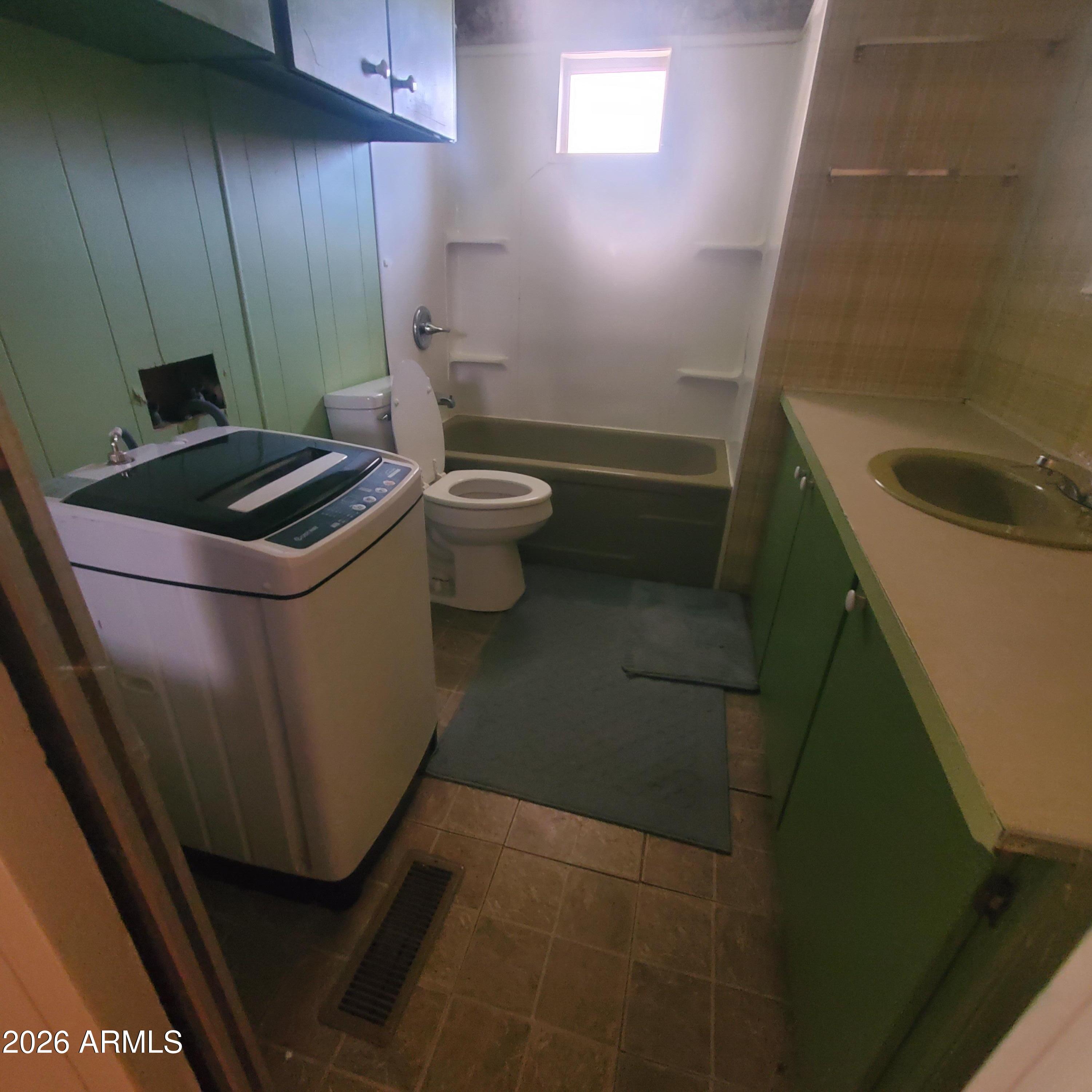 11100 W ALSDORF Road 10