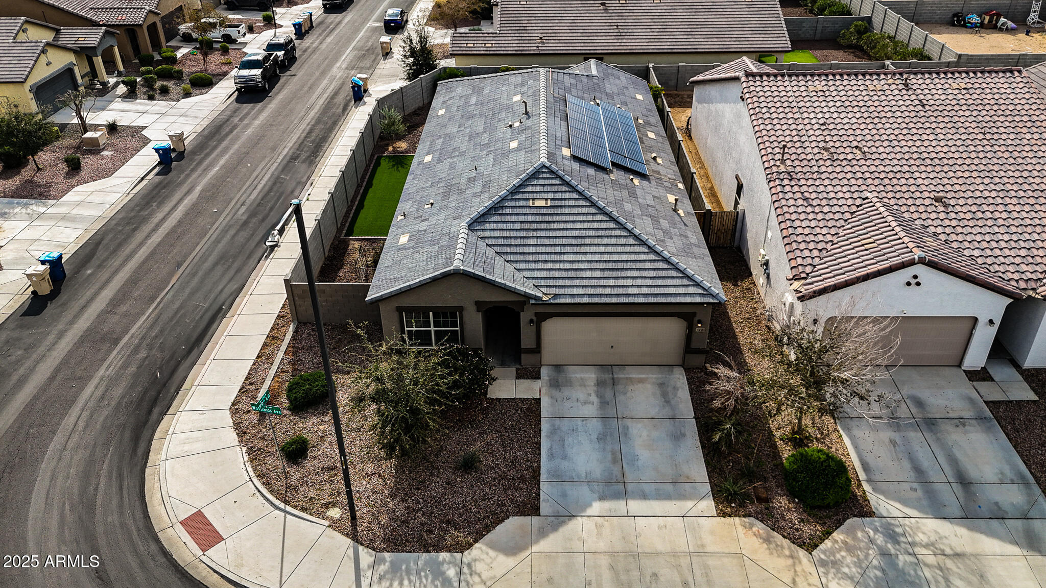 20001 W WOODLANDS Avenue