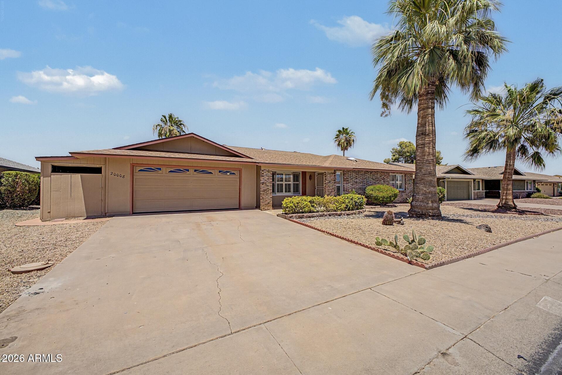 20008 N WILLOWCREEK Circle