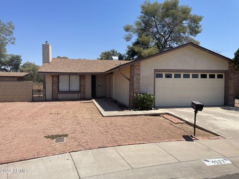 Single Family Residence in Glendale AZ 4927 GOLDEN Lane.jpg