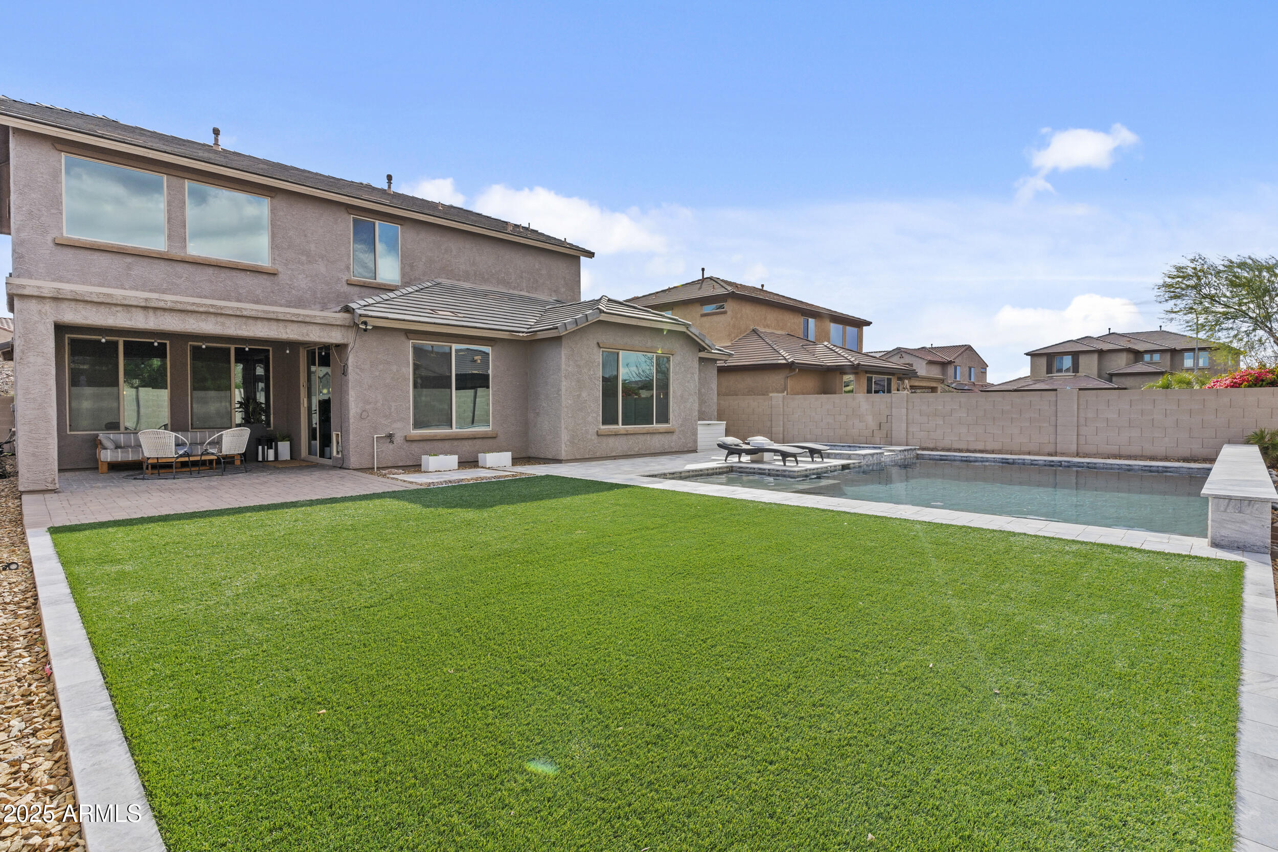 10792 W WHITEHORN Way