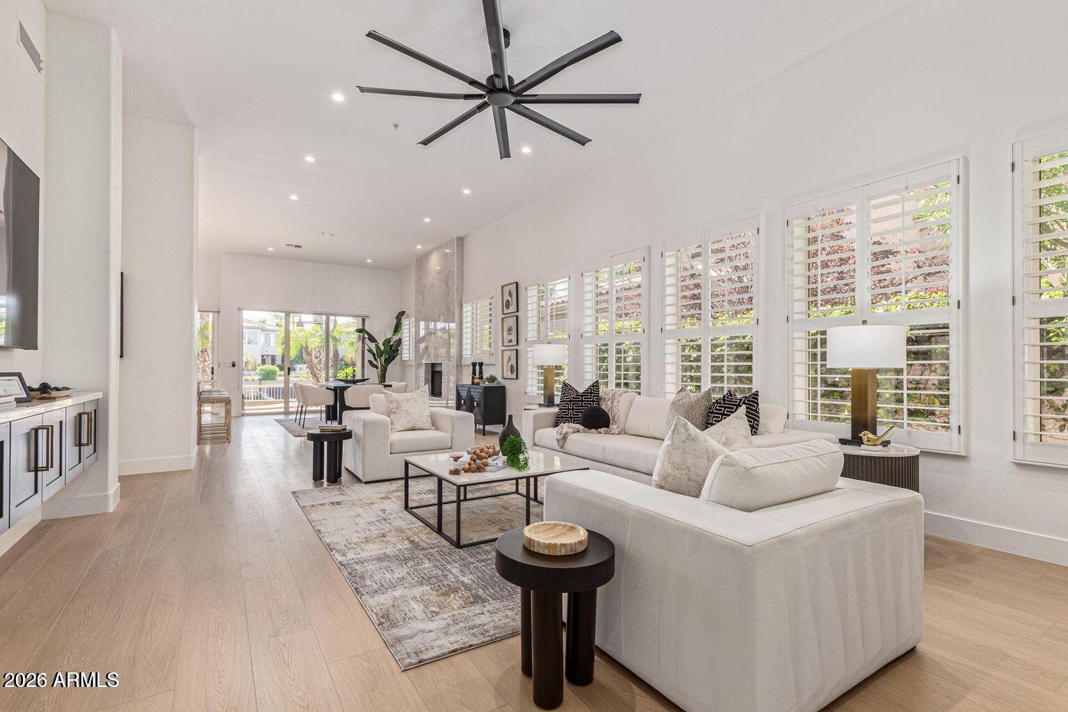 10175 E COCHISE Drive