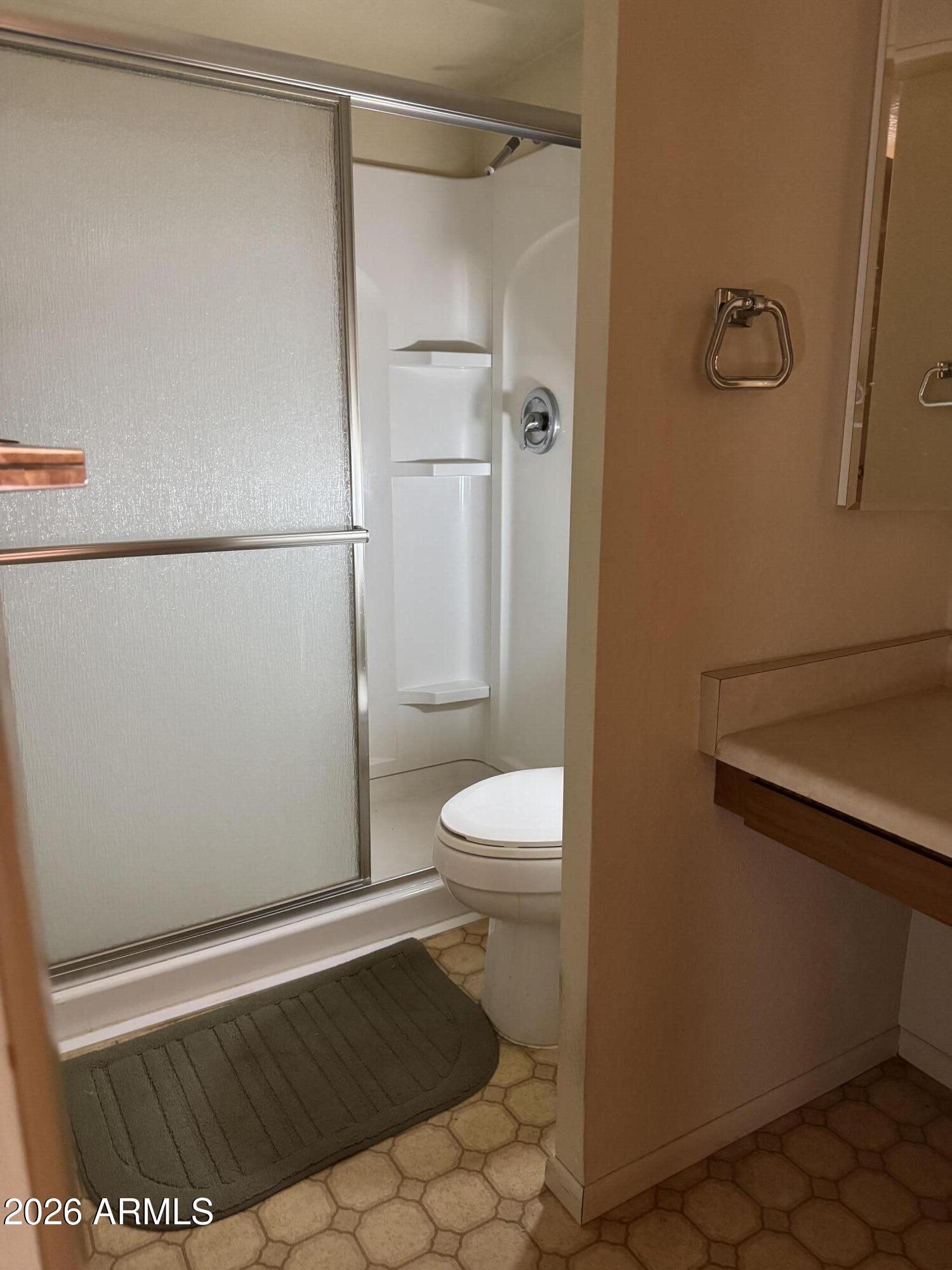 879 E LANCASTER Circle