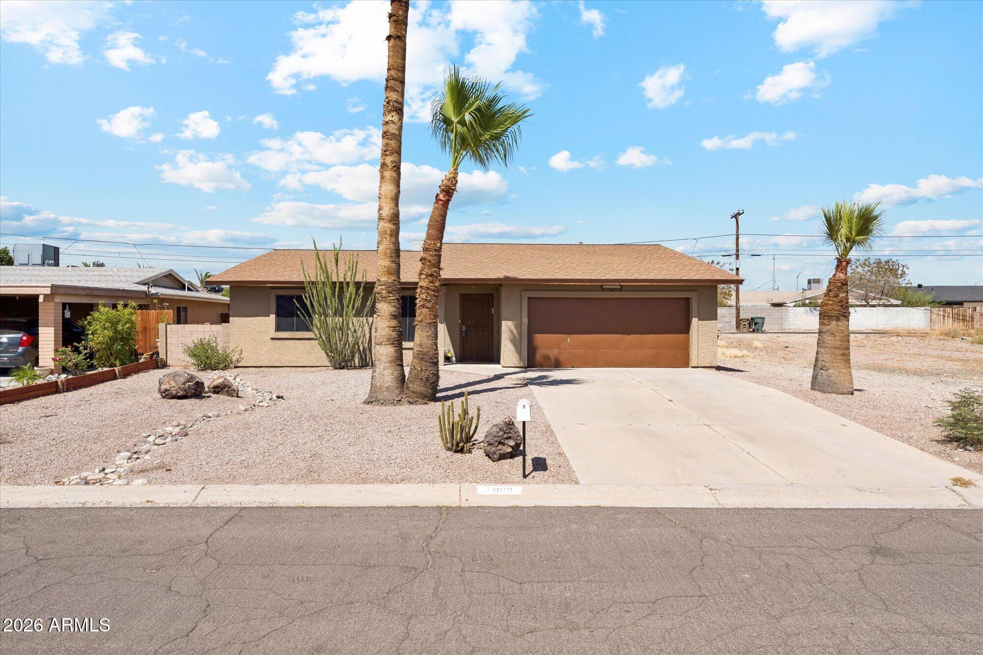 11009 N 114TH Drive