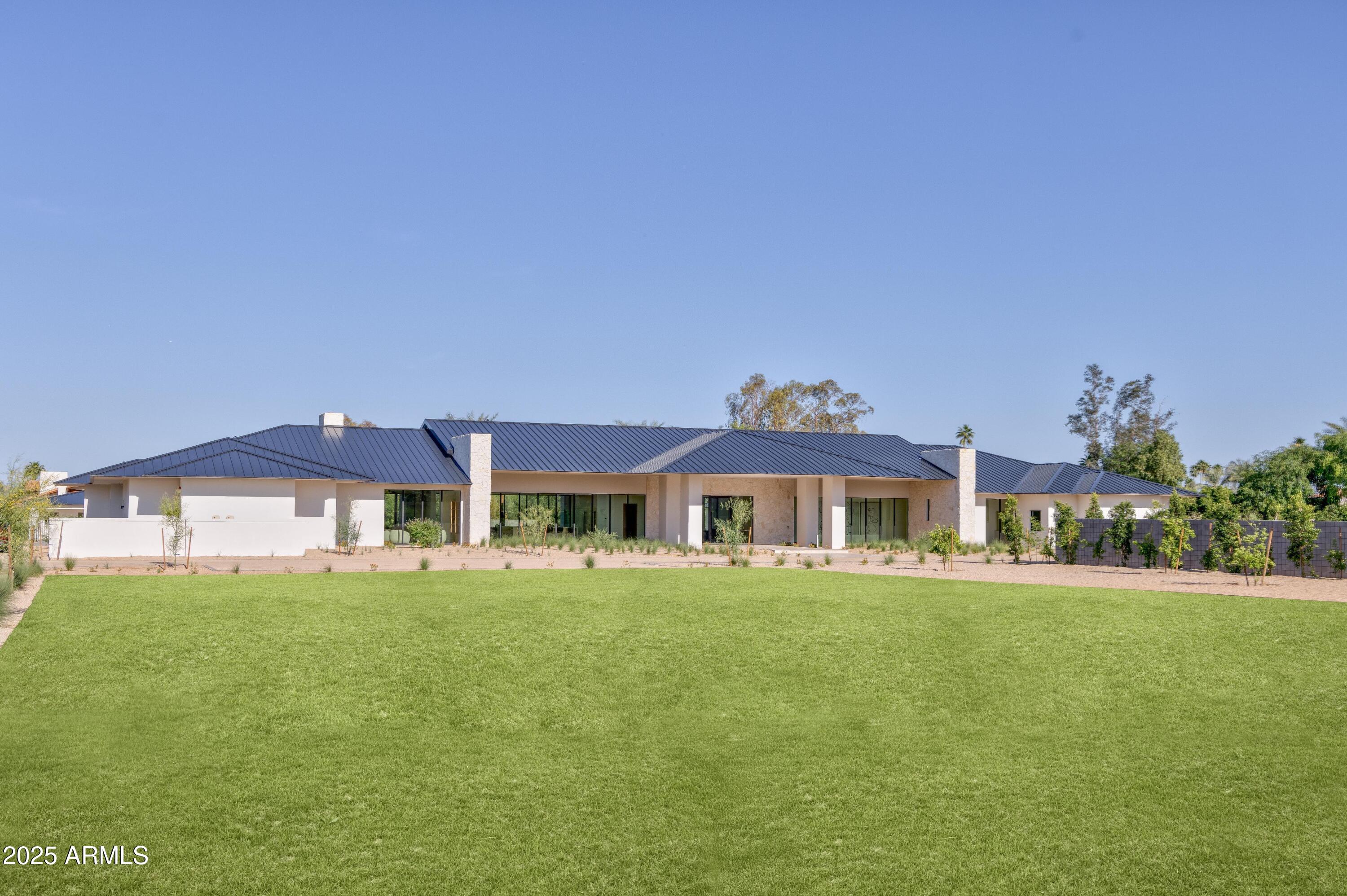 6215 N Casa Blanca Drive