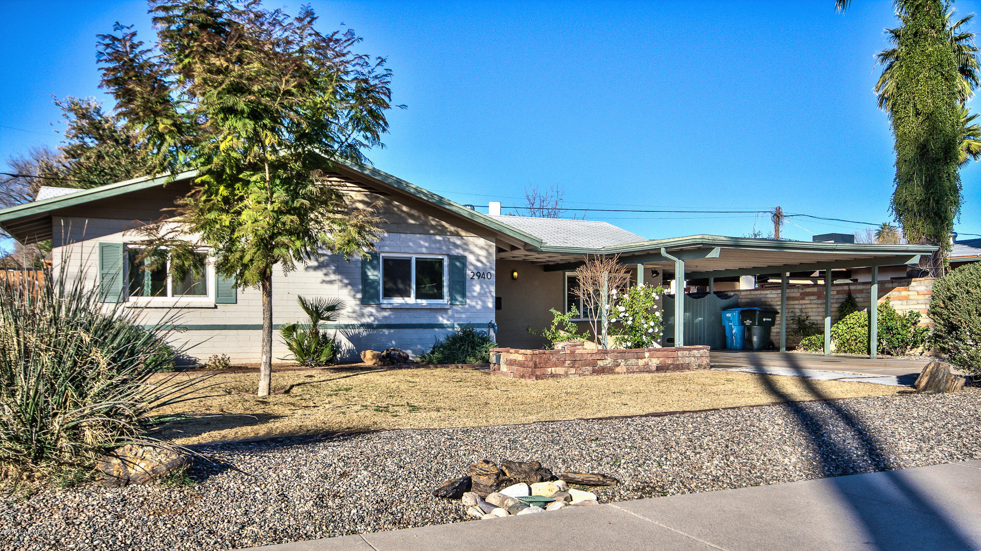 Photo 1 of 25 — 2940 N EVERGREEN Street, Phoenix, AZ 85014