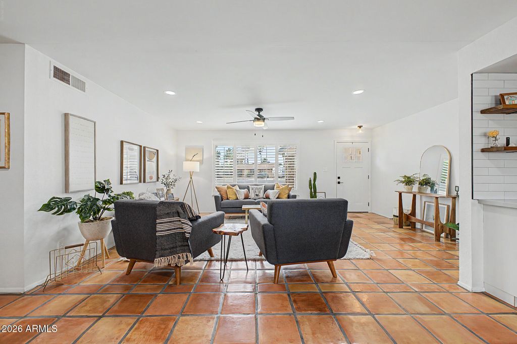 Photo of 527 N Criss Street, Chandler, AZ 85226 (MLS # 7011043)
