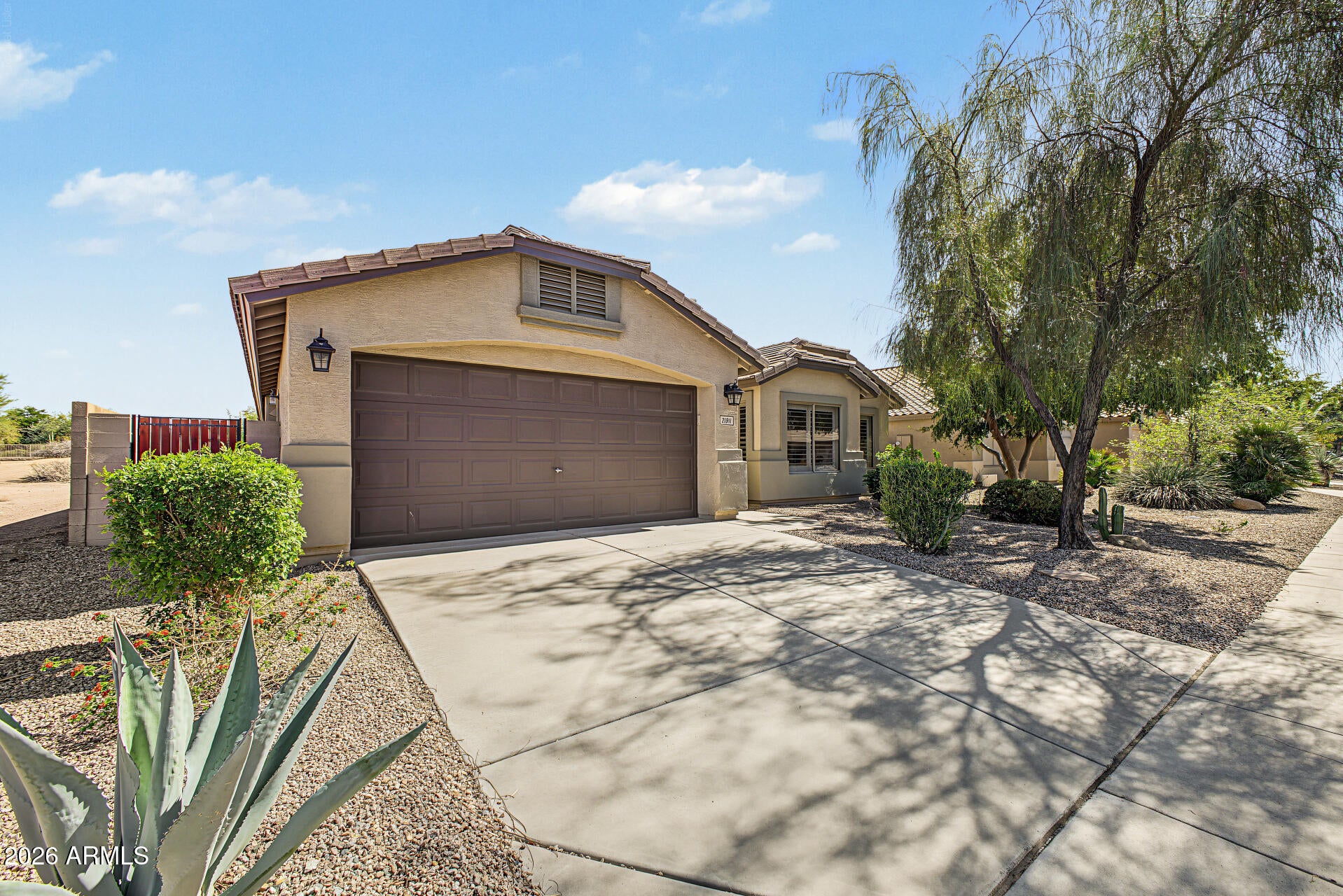 21911 N BACKUS Drive