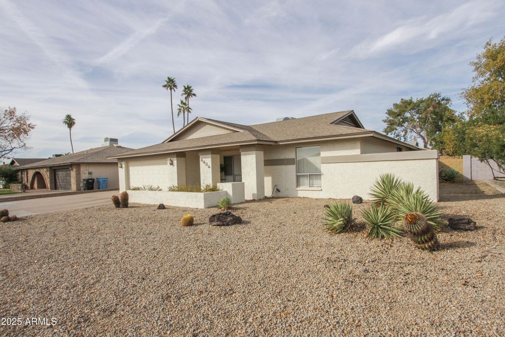 Photo of 4434 W Dahlia Drive, Glendale, AZ 85304 (MLS # 6948677)