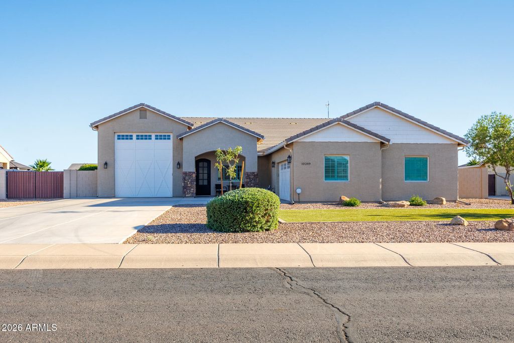Photo of 10289 W Ironwood Drive, Casa Grande, AZ 85194 (MLS # 7012082)