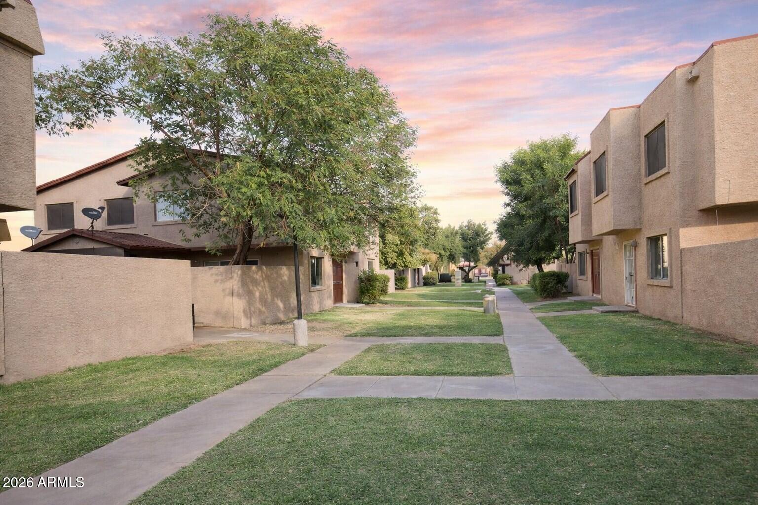 HALLCRAFT VILLAS WEST 2 - Residential