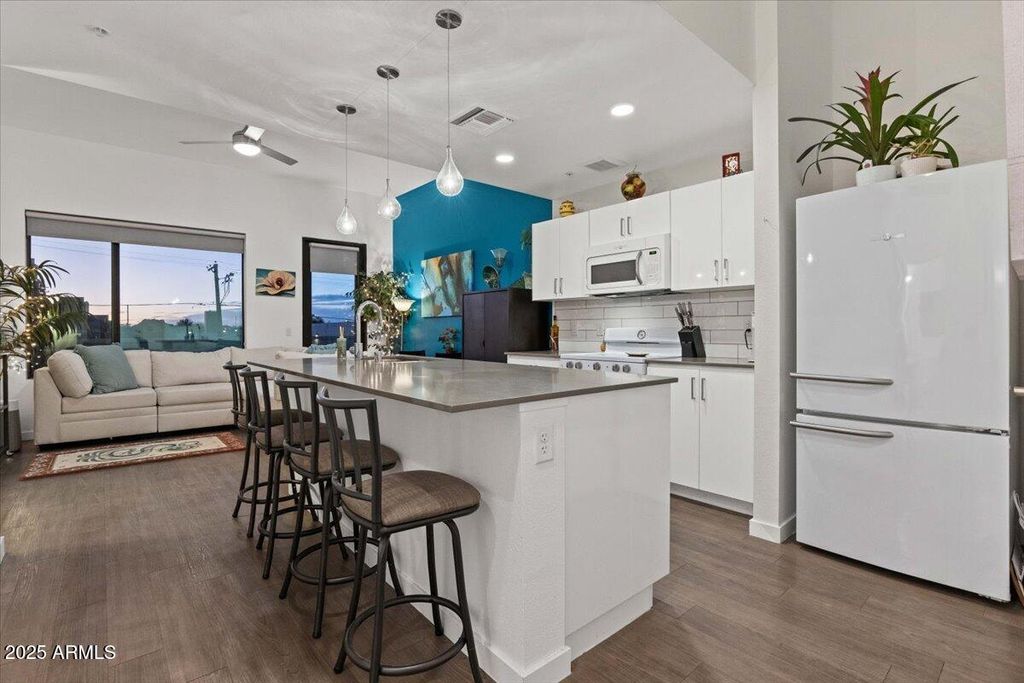 Photo of 1130 N 2nd Street #210, Phoenix, AZ 85004 (MLS # 6955901)