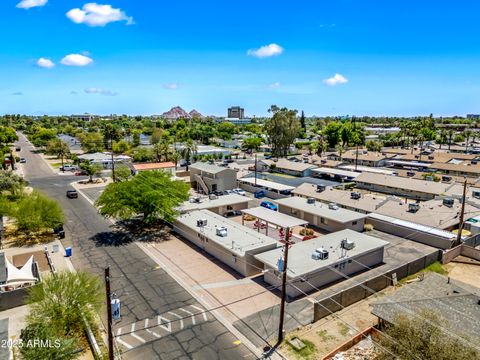 3949 E EARLL Drive Phoenix AZ 85018