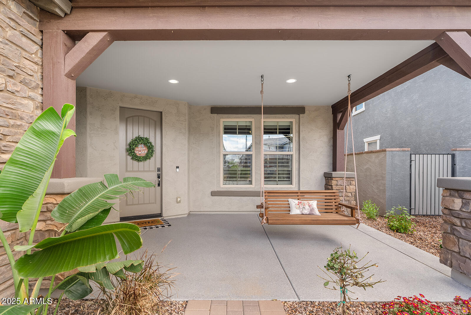 10713 E TESLA Avenue