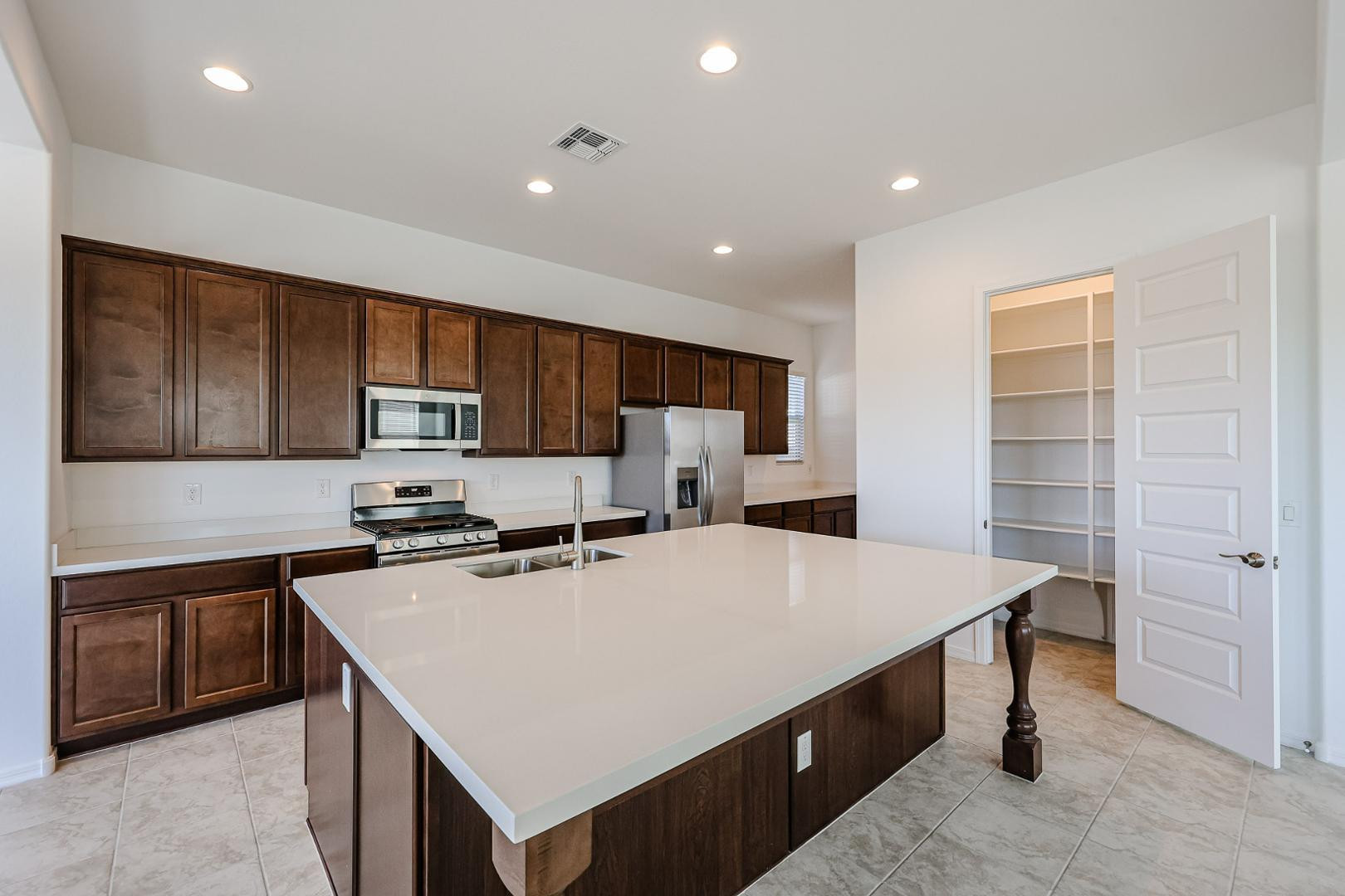 7677 W Smoketree Drive