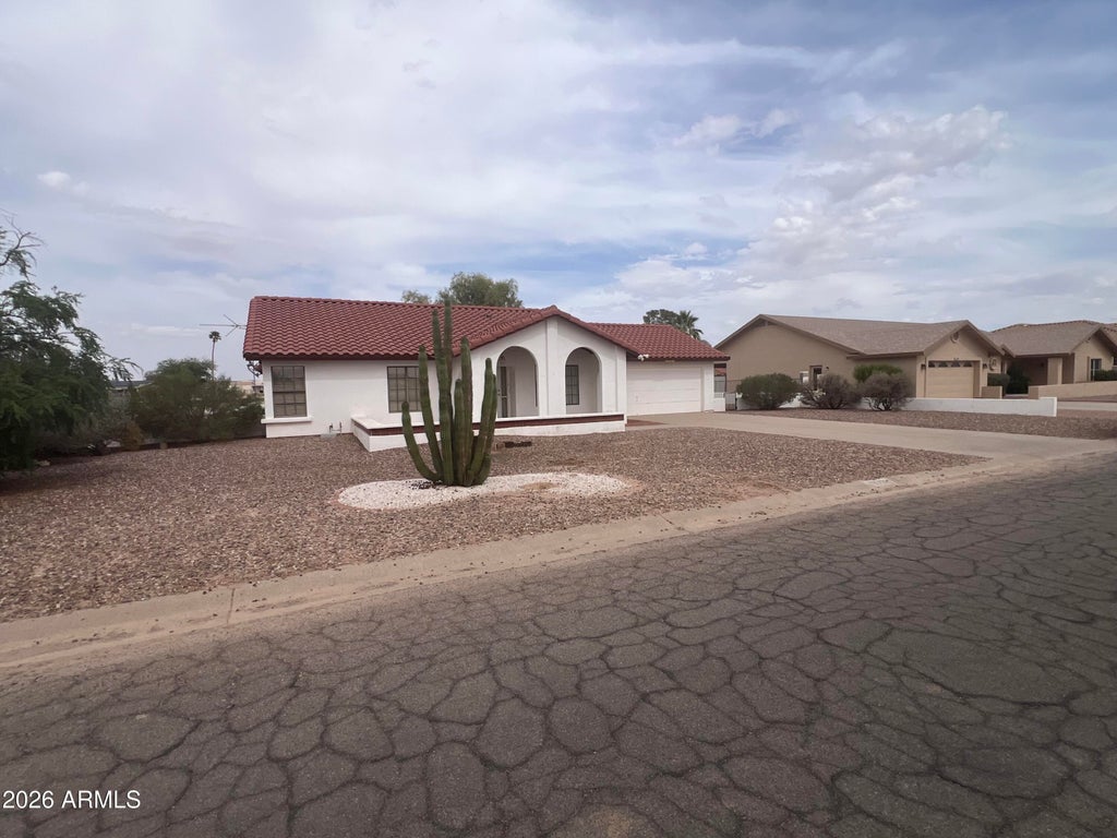 Photo of 14719 S Country Club Way, Arizona City, AZ 85123 (MLS # 7074925)