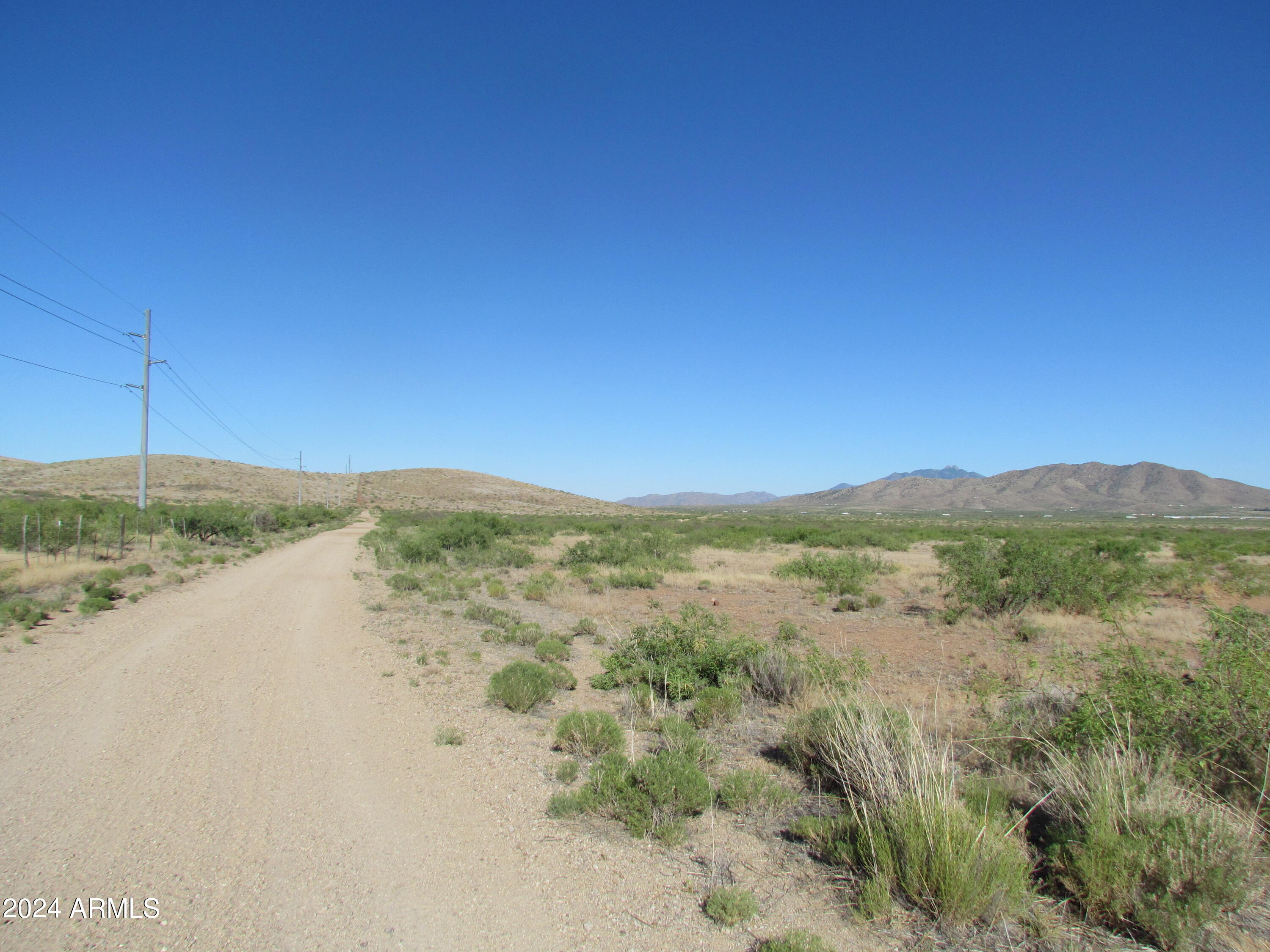 ARIZ SUN SITES 4 - Land
