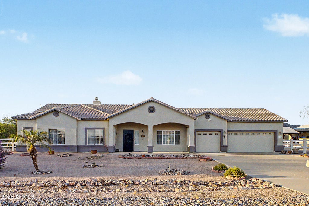 Photo of 9468 W Bartle Drive, Casa Grande, AZ 85194 (MLS # 7079839)