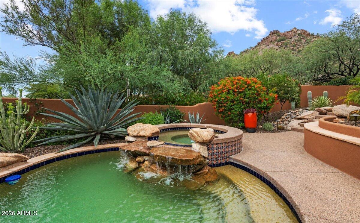 11409 E JUAN TABO Road