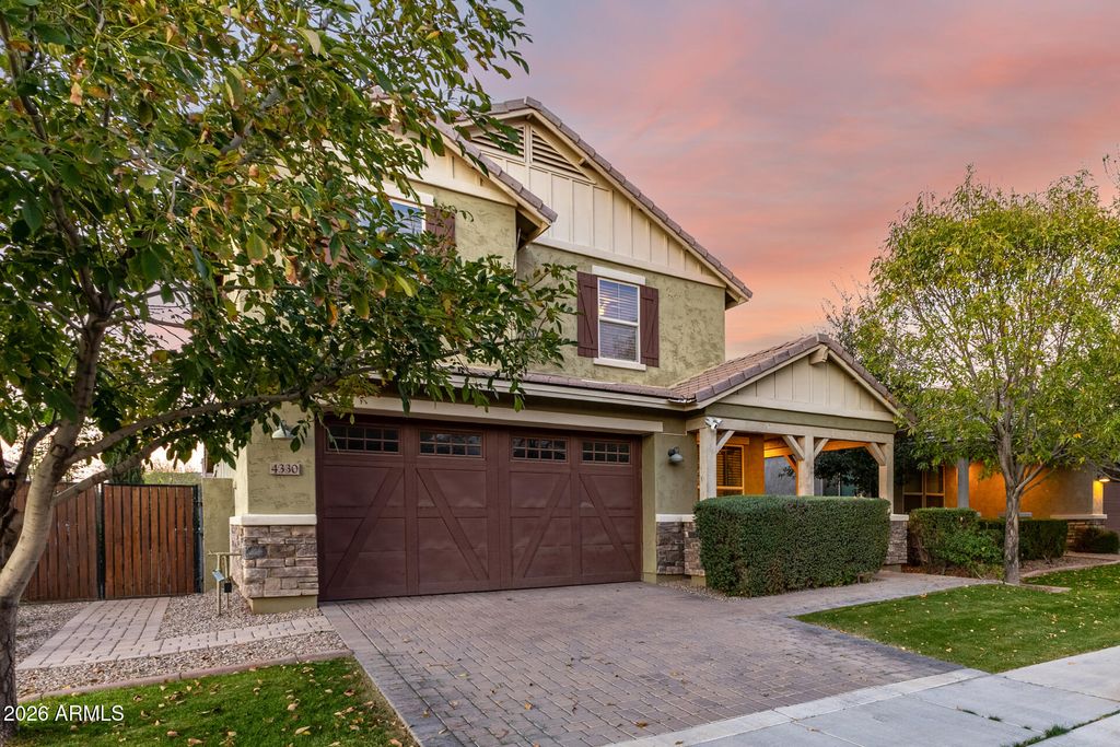 Photo of 4330 E Palo Verde Street, Gilbert, AZ 85296 (MLS # 6989292)