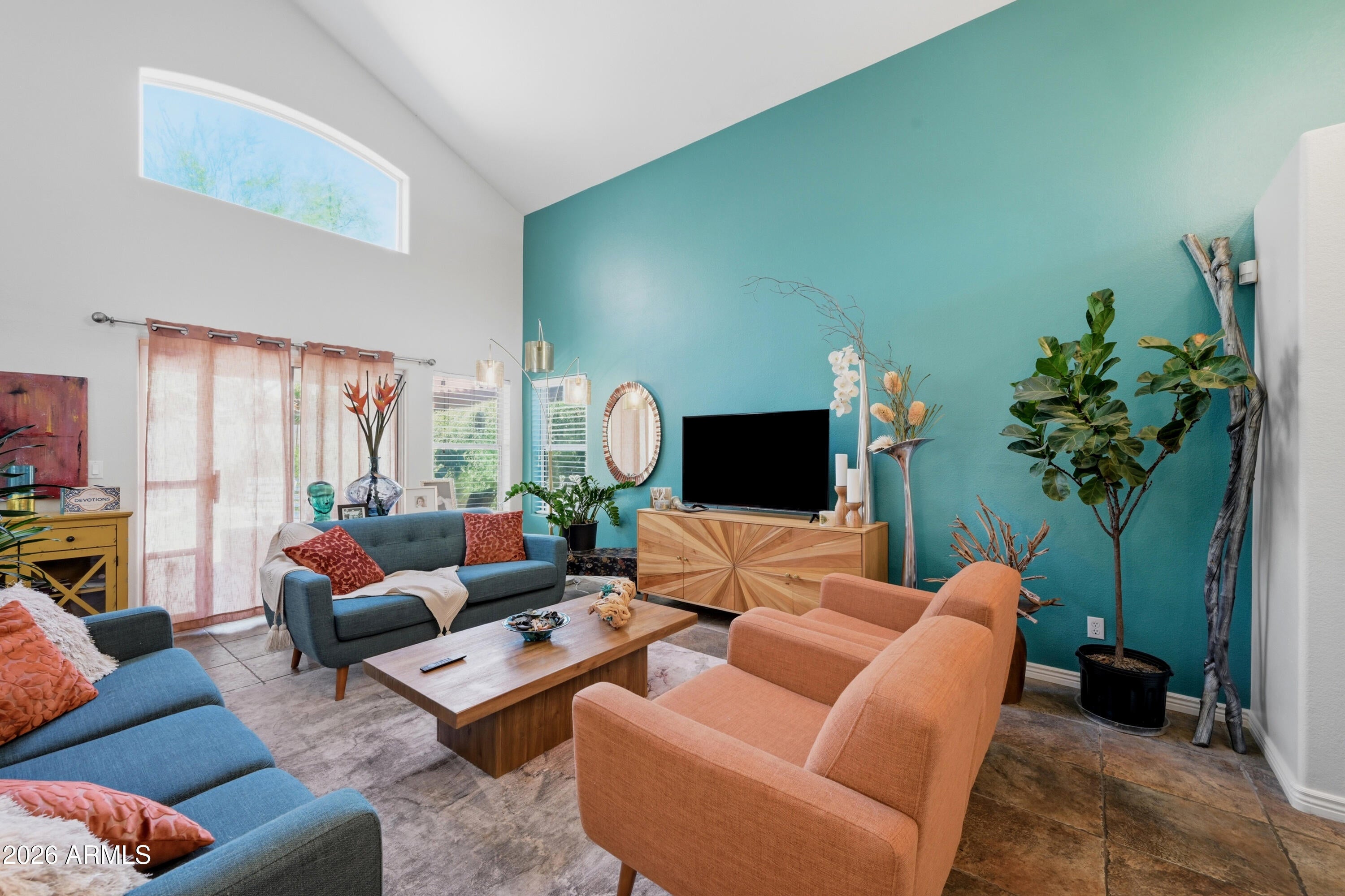 1330 E ANGELA Drive