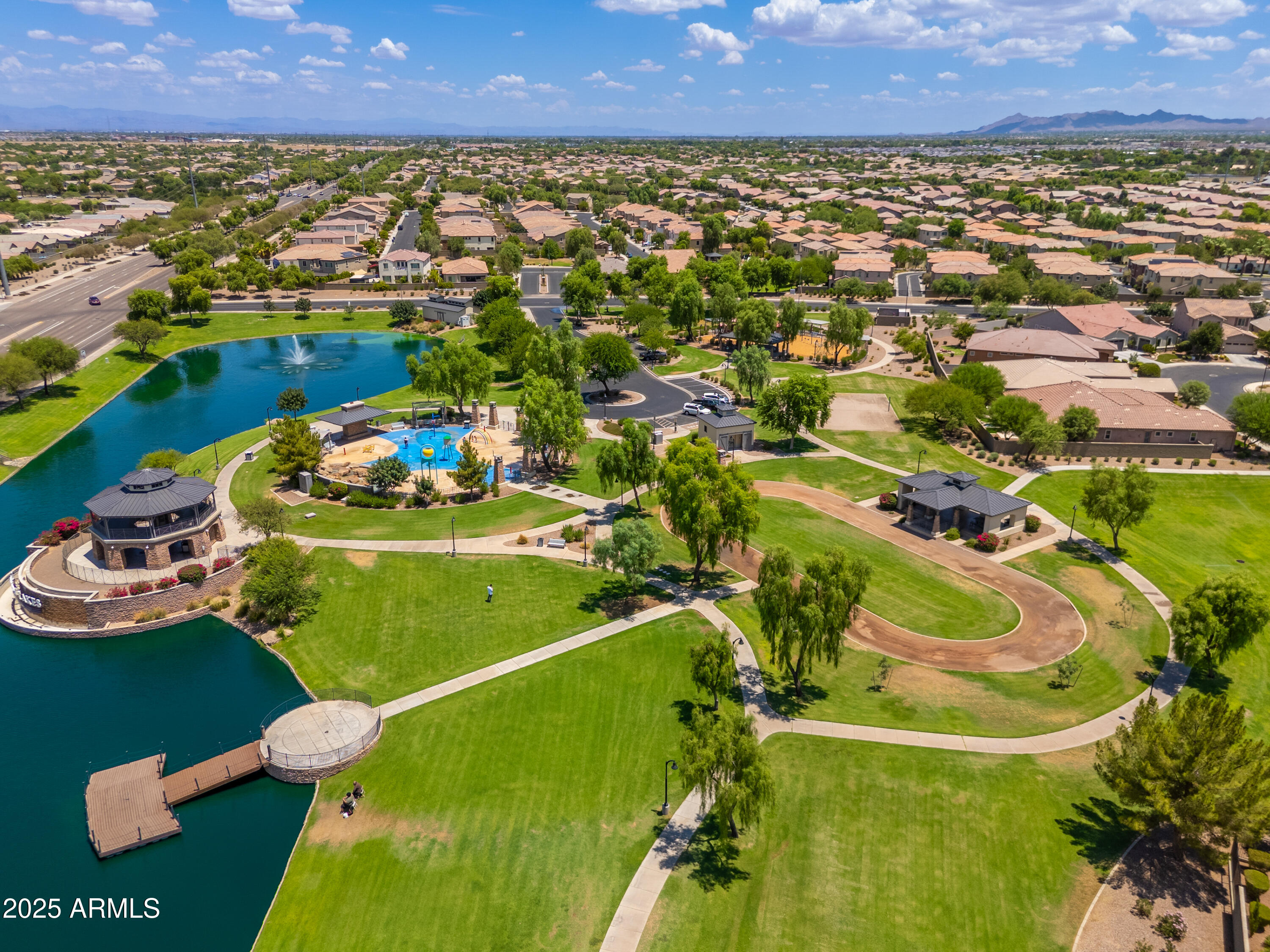 724 E LARK Street 102