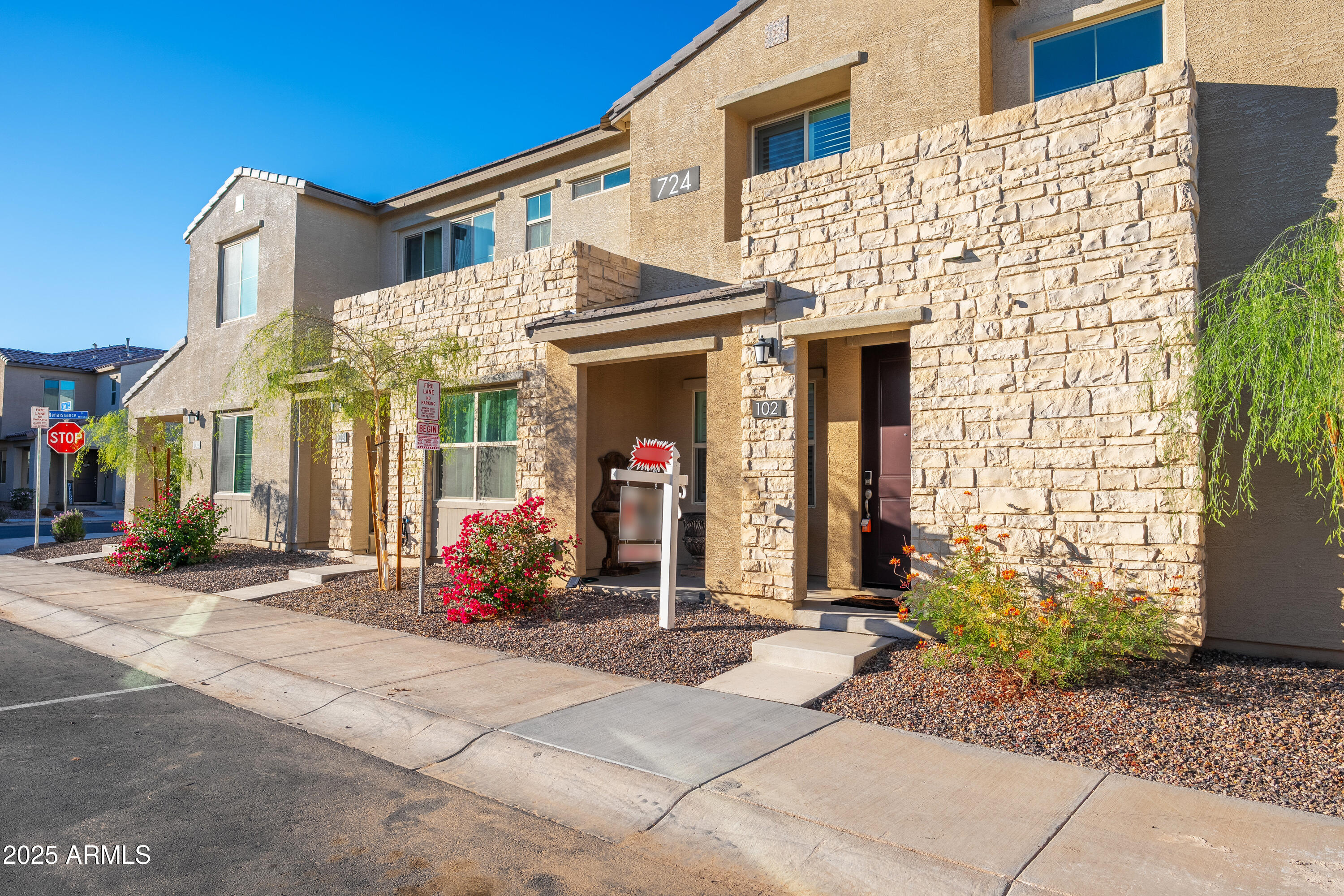 Homes for Sale in Queen Creek Arizona 3 724 E LARK Street 102