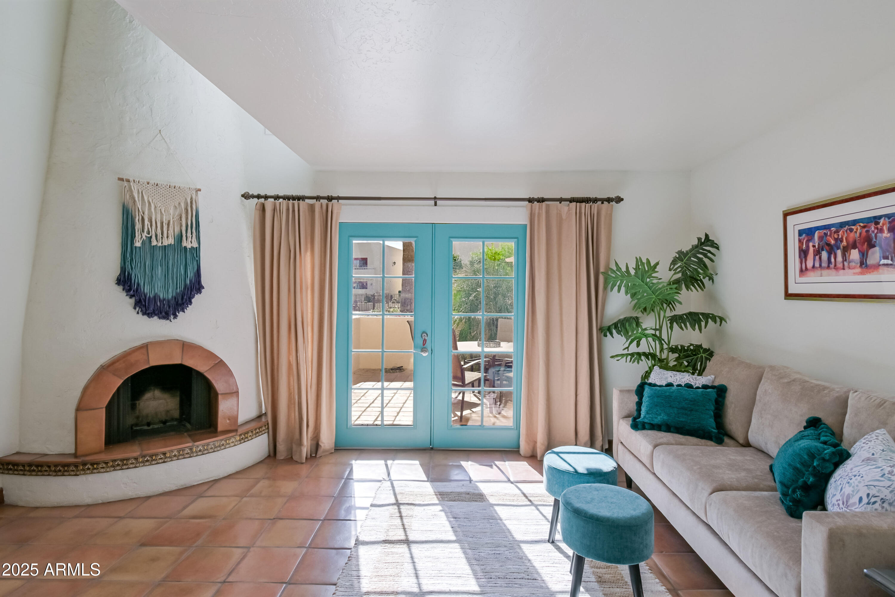 6150 N Scottsdale Road 1